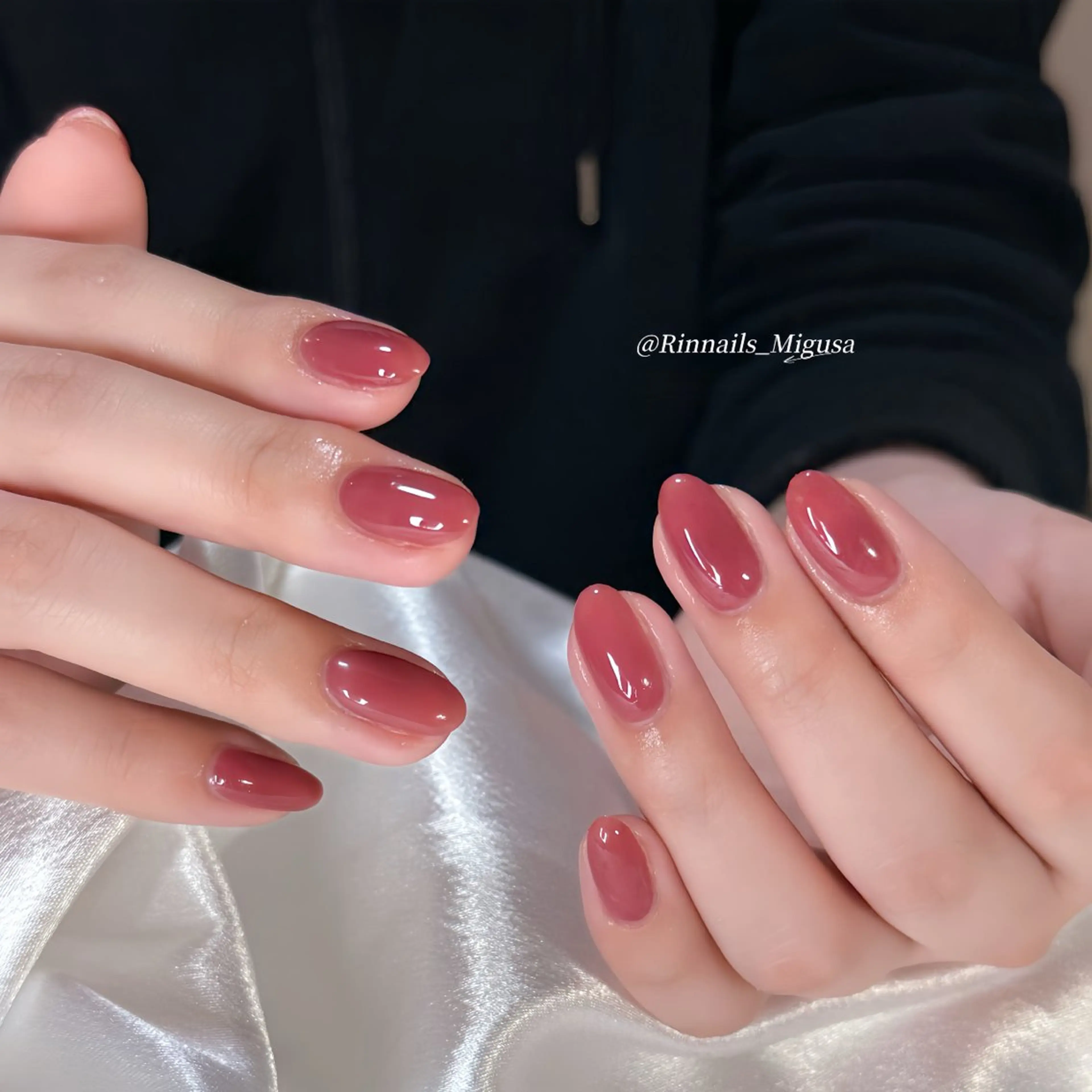 ショート ハンドネイル RIN NAILS ᥫ᭡Migusaのネイルデザイン