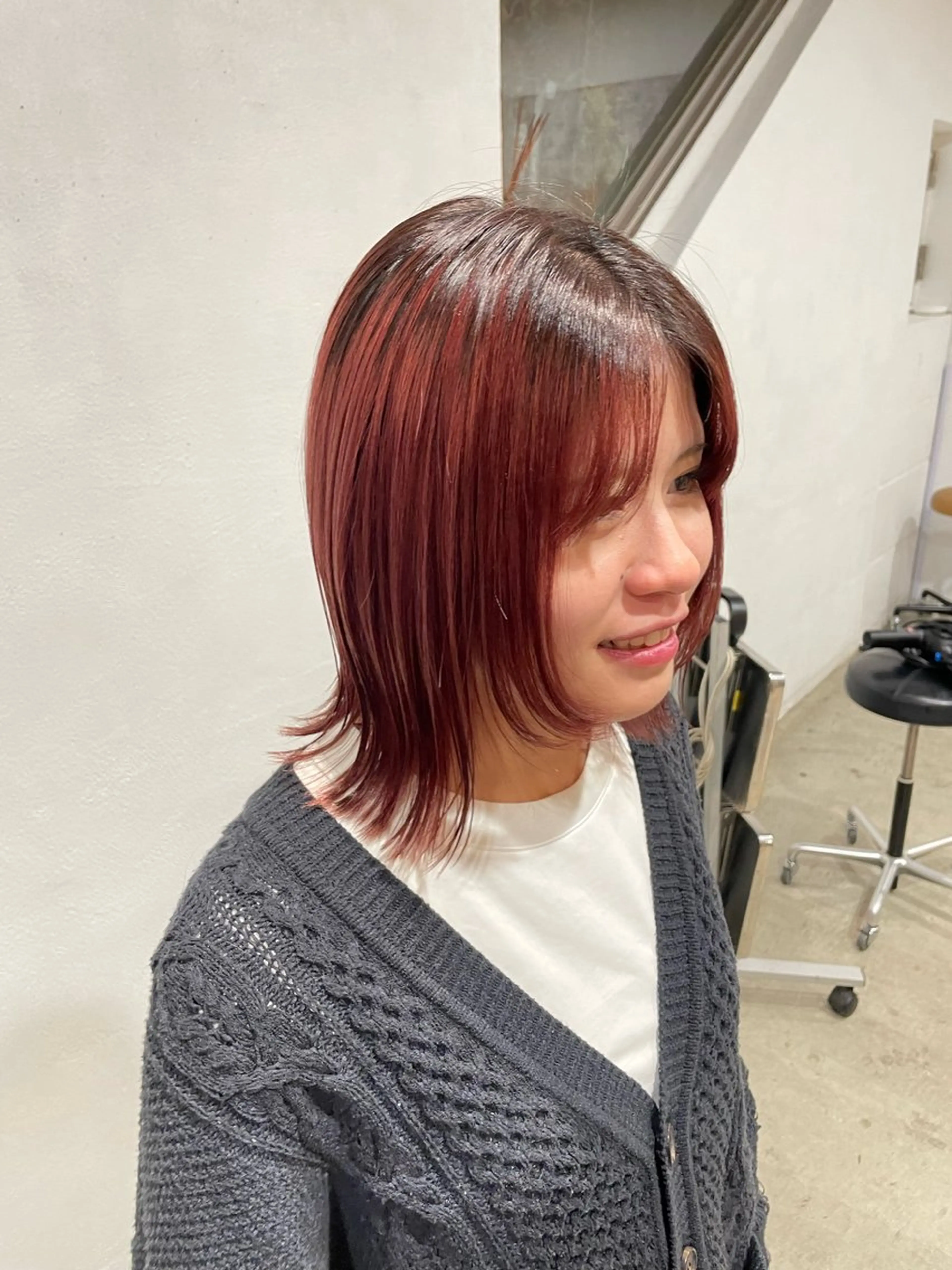 ミディアム カラー ボルドーカラー 透明感カラー デザインカラー レッドカラー 【お洒落パーマ】 Elme　肥塚康汰郎のヘアスタイル