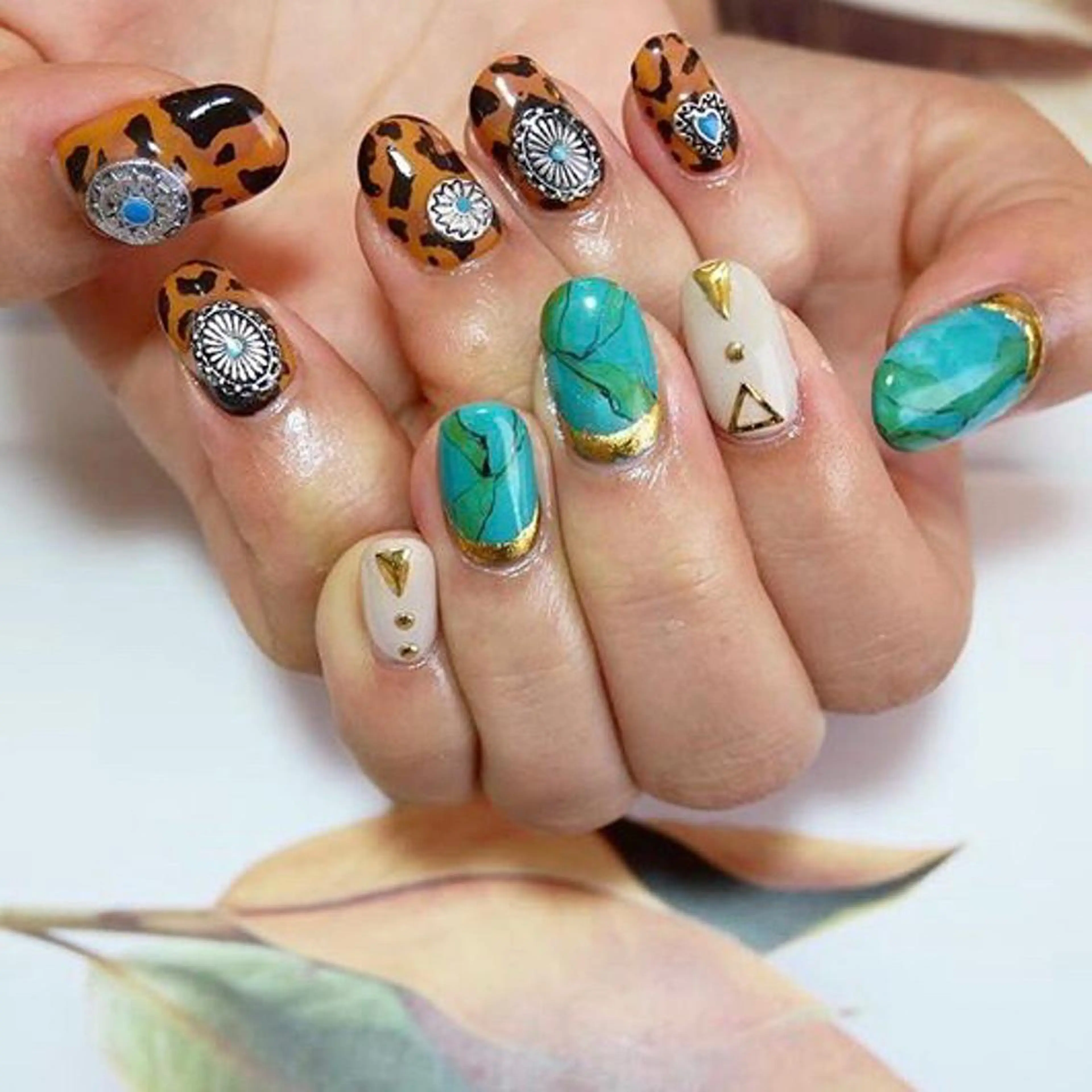 ネイル ハンドネイル Chipieee Tokyoのネイルデザイン