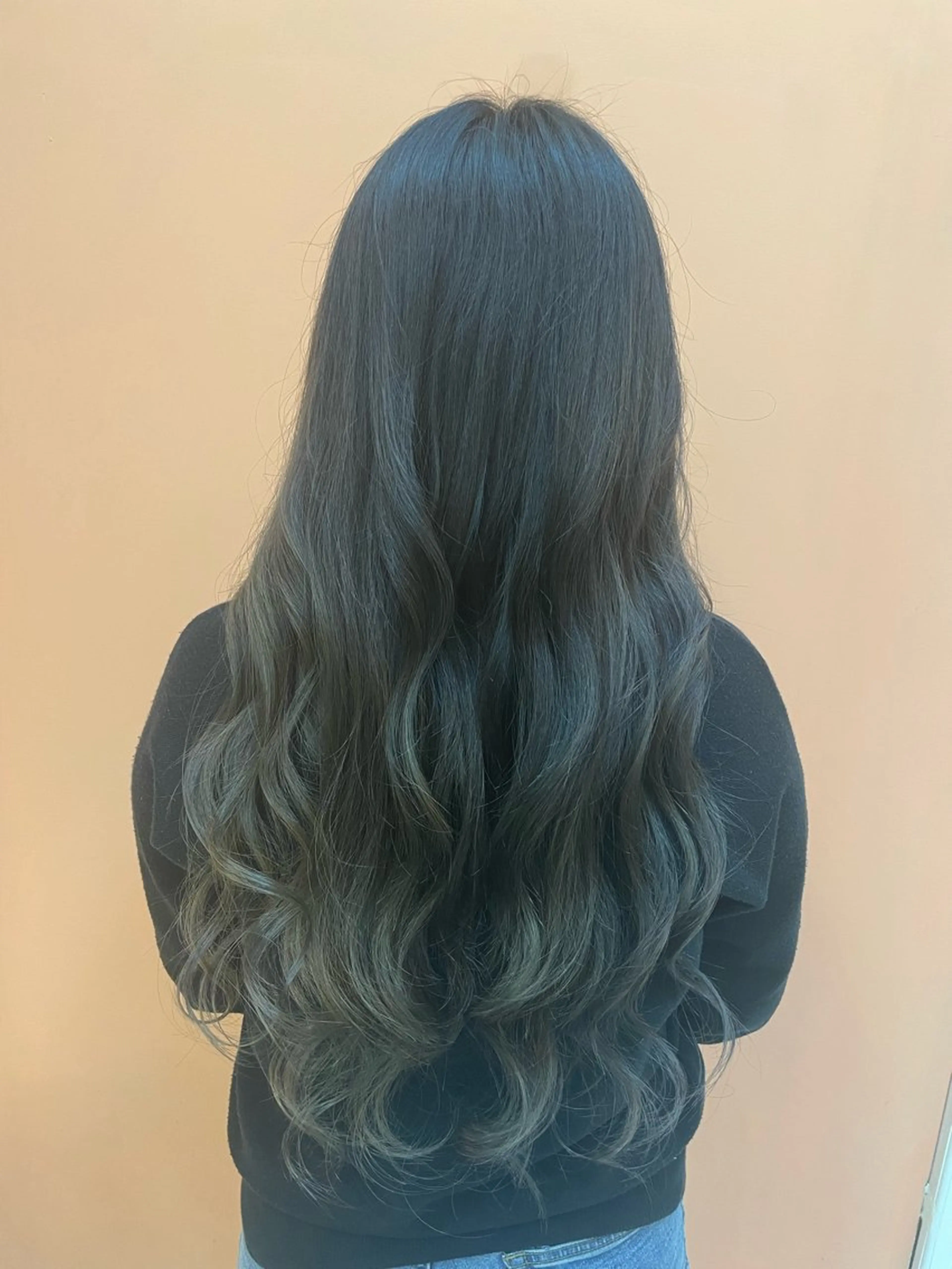 ロング カラー ヘアアレンジ 関原 沙知のヘアスタイル