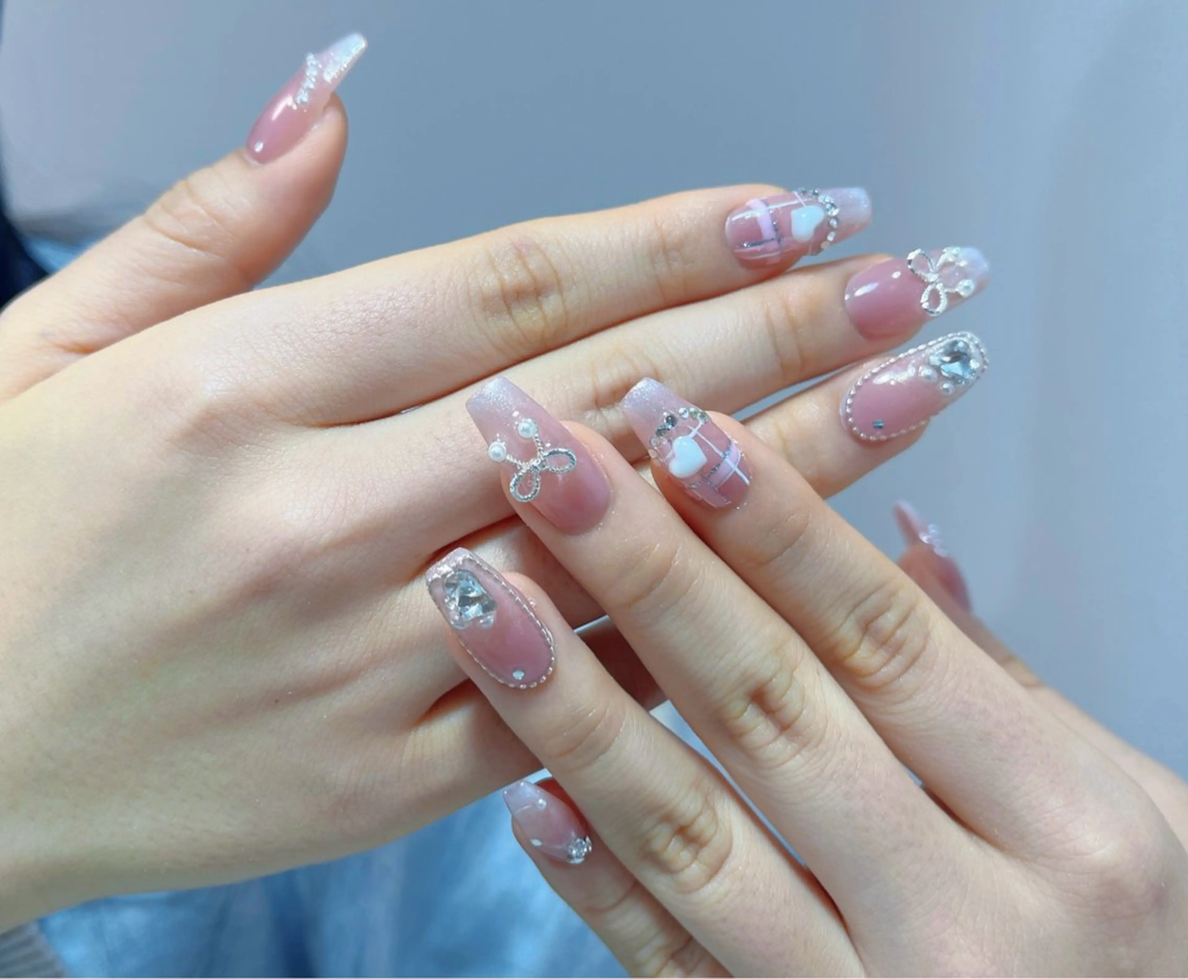ネイル 持ち込み Amina nail salonのネイルデザイン