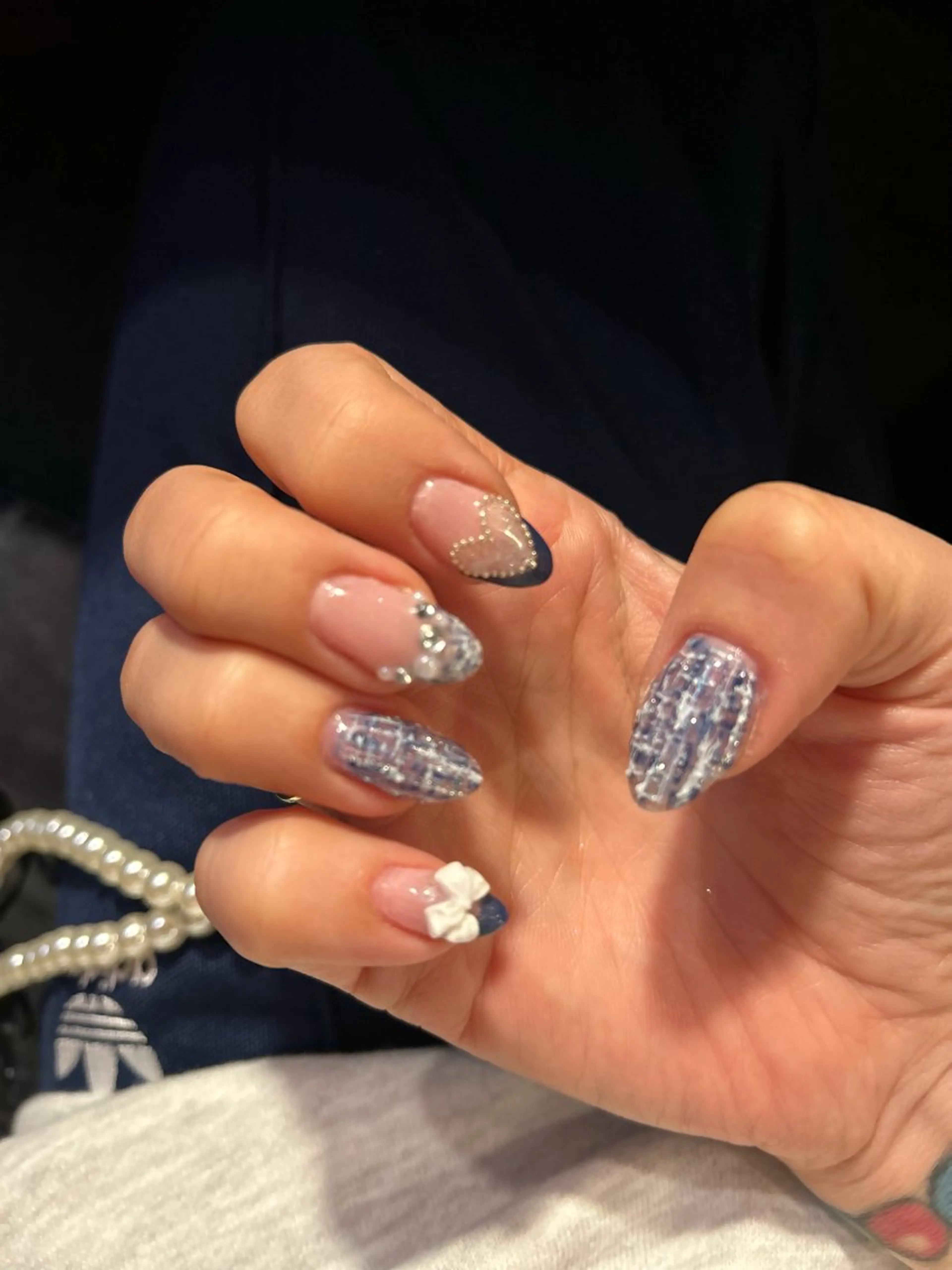 ネイル ブルー ハンドネイル EmaNail天満橋店所属・EmaNail Risaのネイルデザイン