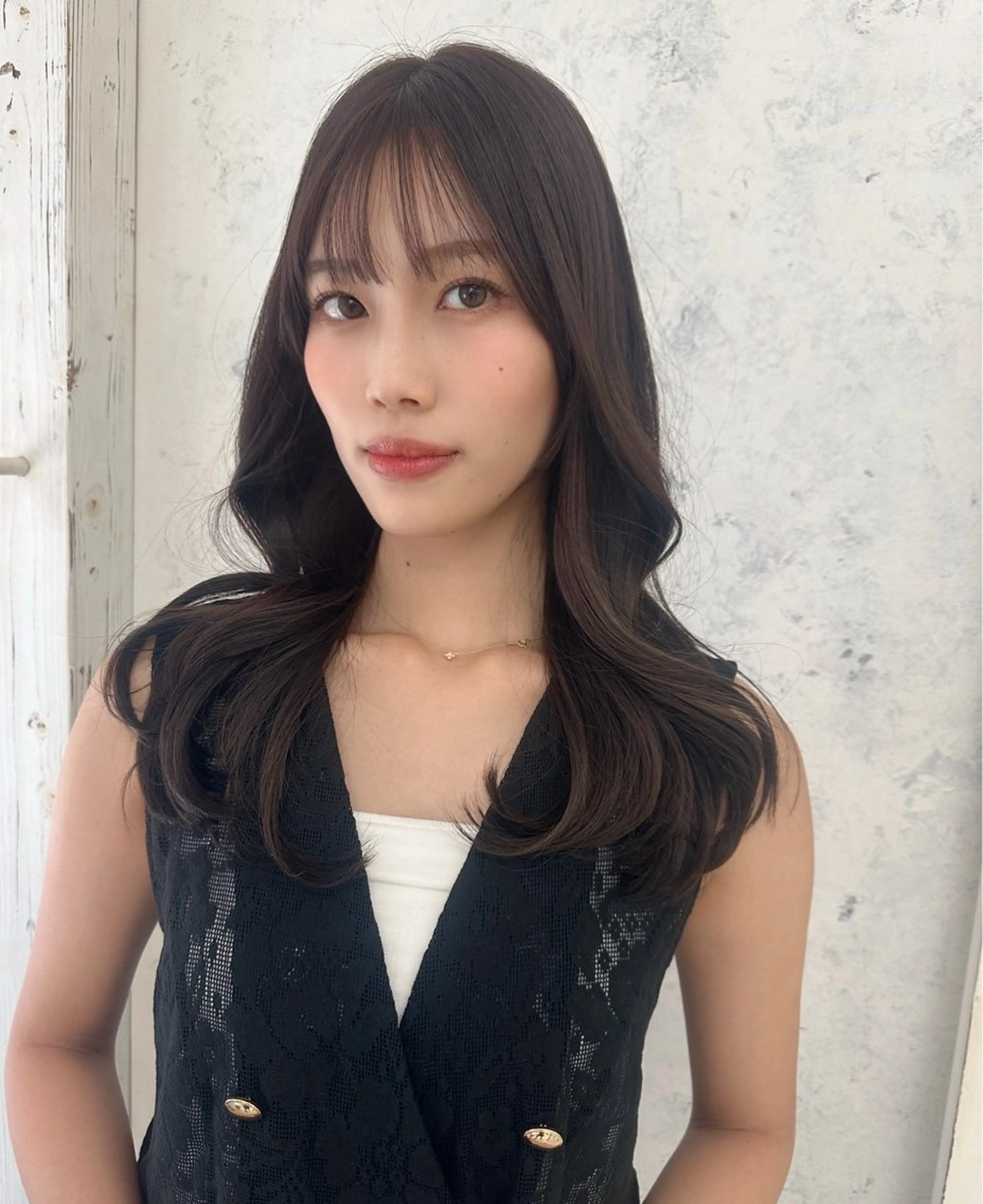 ロング カラー カット ヘアカラー ベージュ/インナー カラー🤍Rieのヘアスタイル