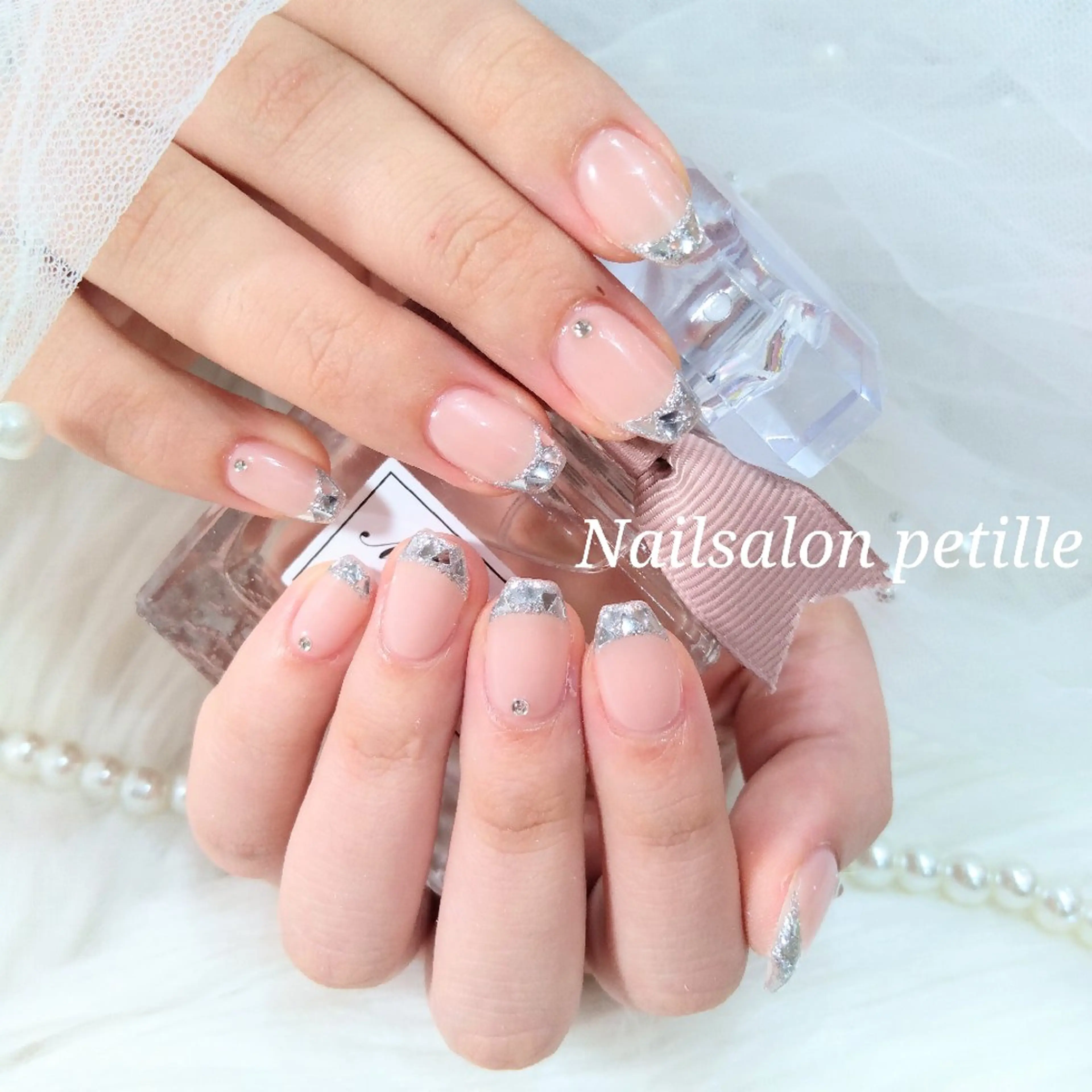 ネイル フレンチネイル ガラスフレンチ ハンドネイル たかなし かなのネイルデザイン