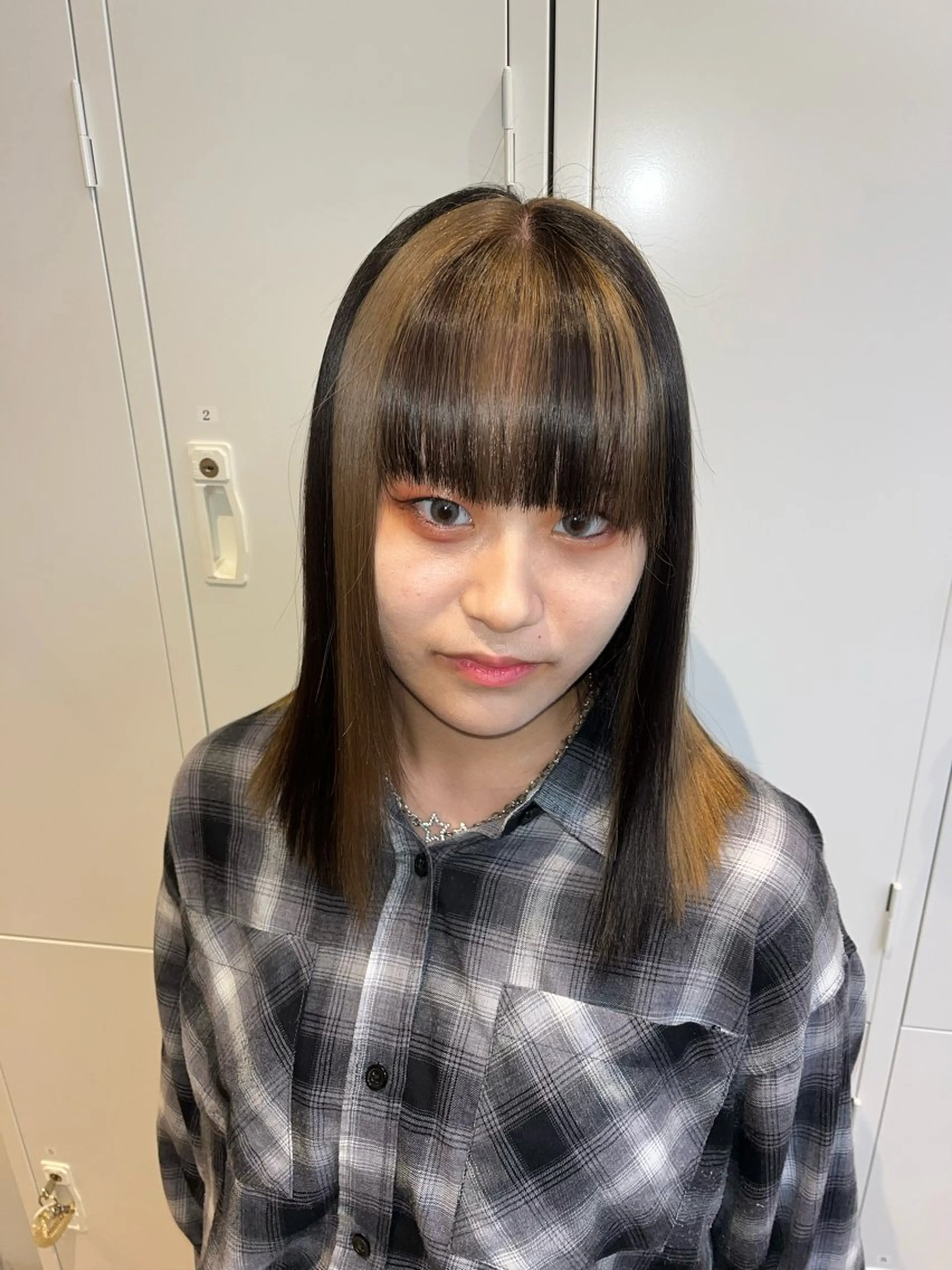 カラー デザインカラー ヘアカラー 凜 (りん)のヘアスタイル