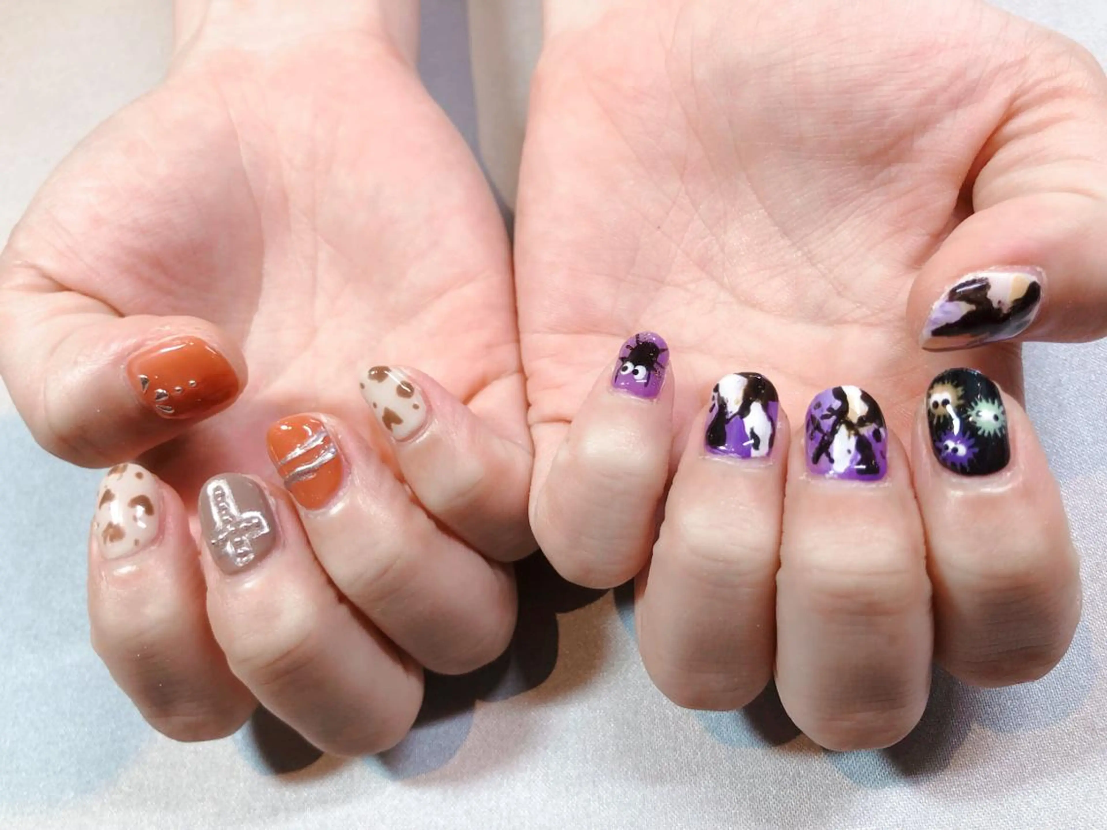 ネイル iiloo aromaworksのネイルデザイン