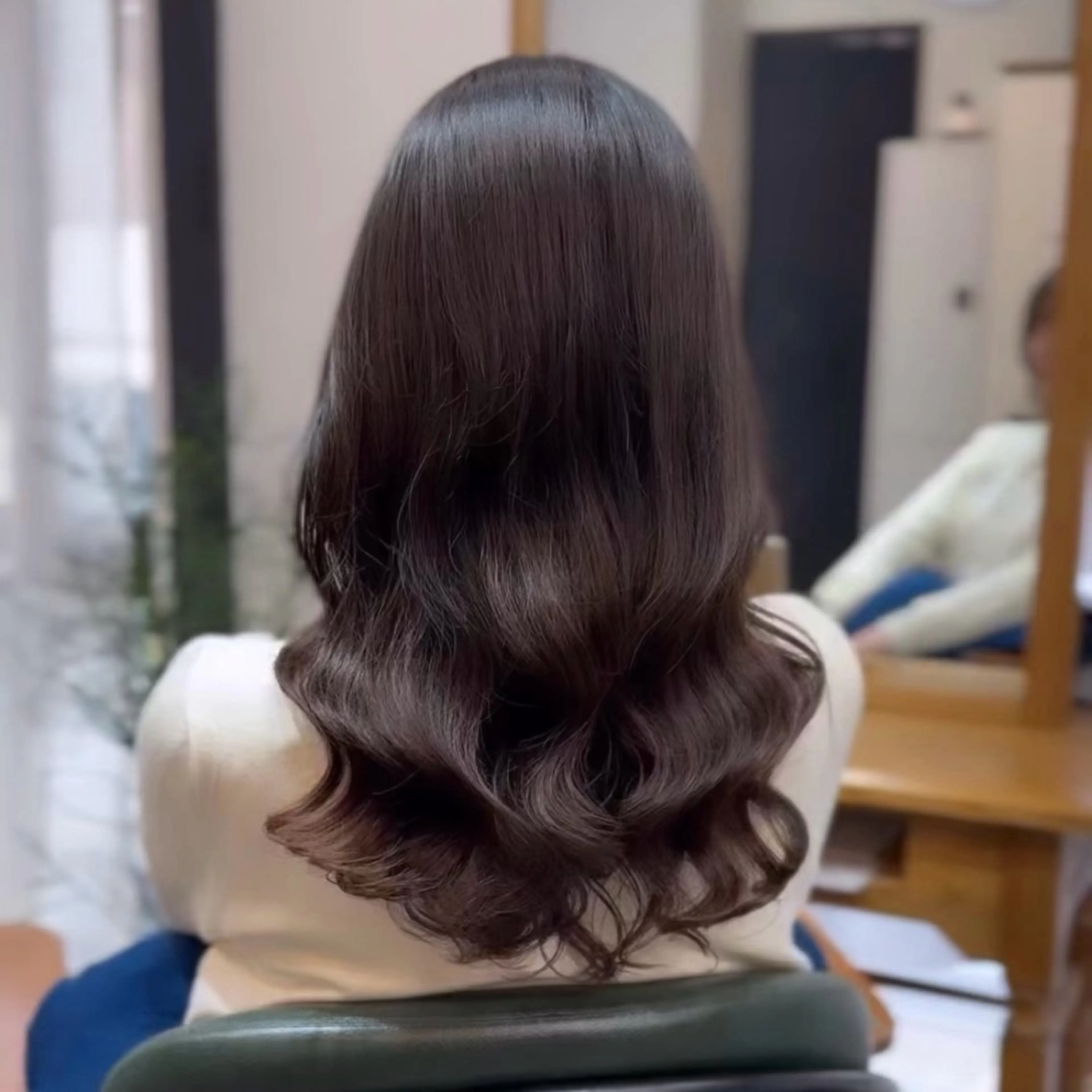 【コテ巻き風パーマ&韓国風パーマ】新薬剤🌿の写真