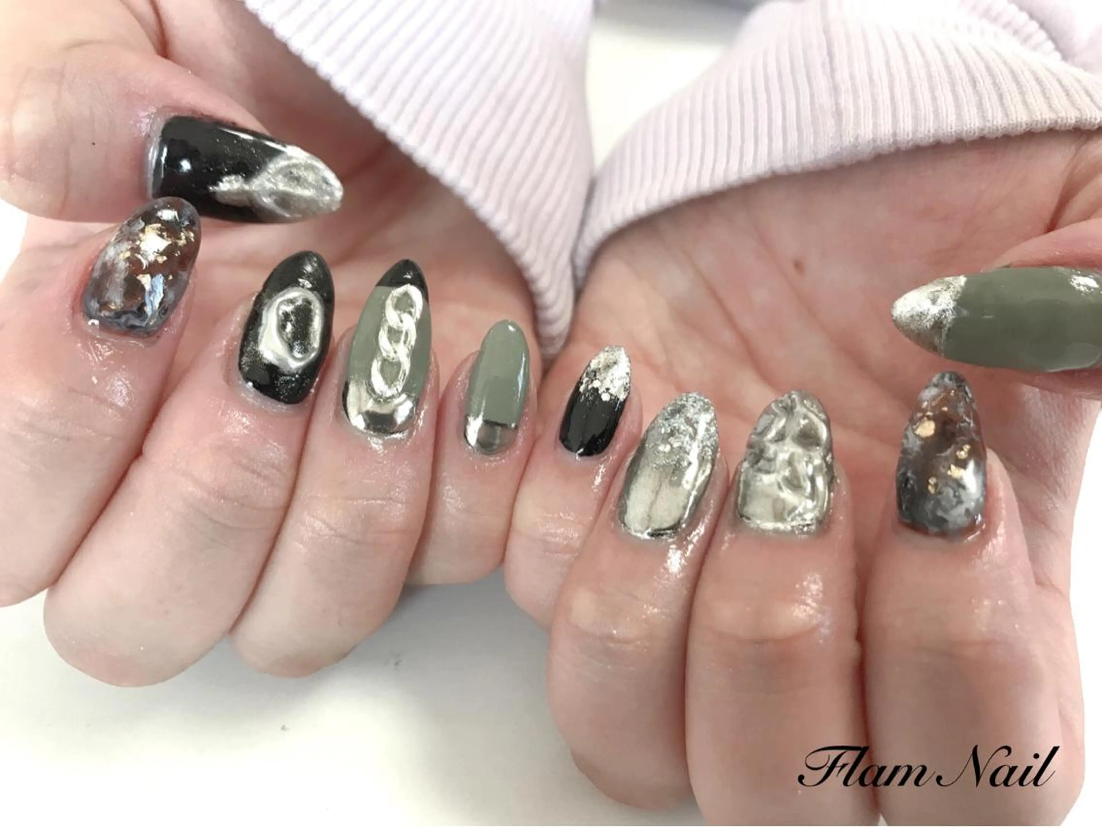 ネイル ミラーネイル Flam Nailのネイルデザイン