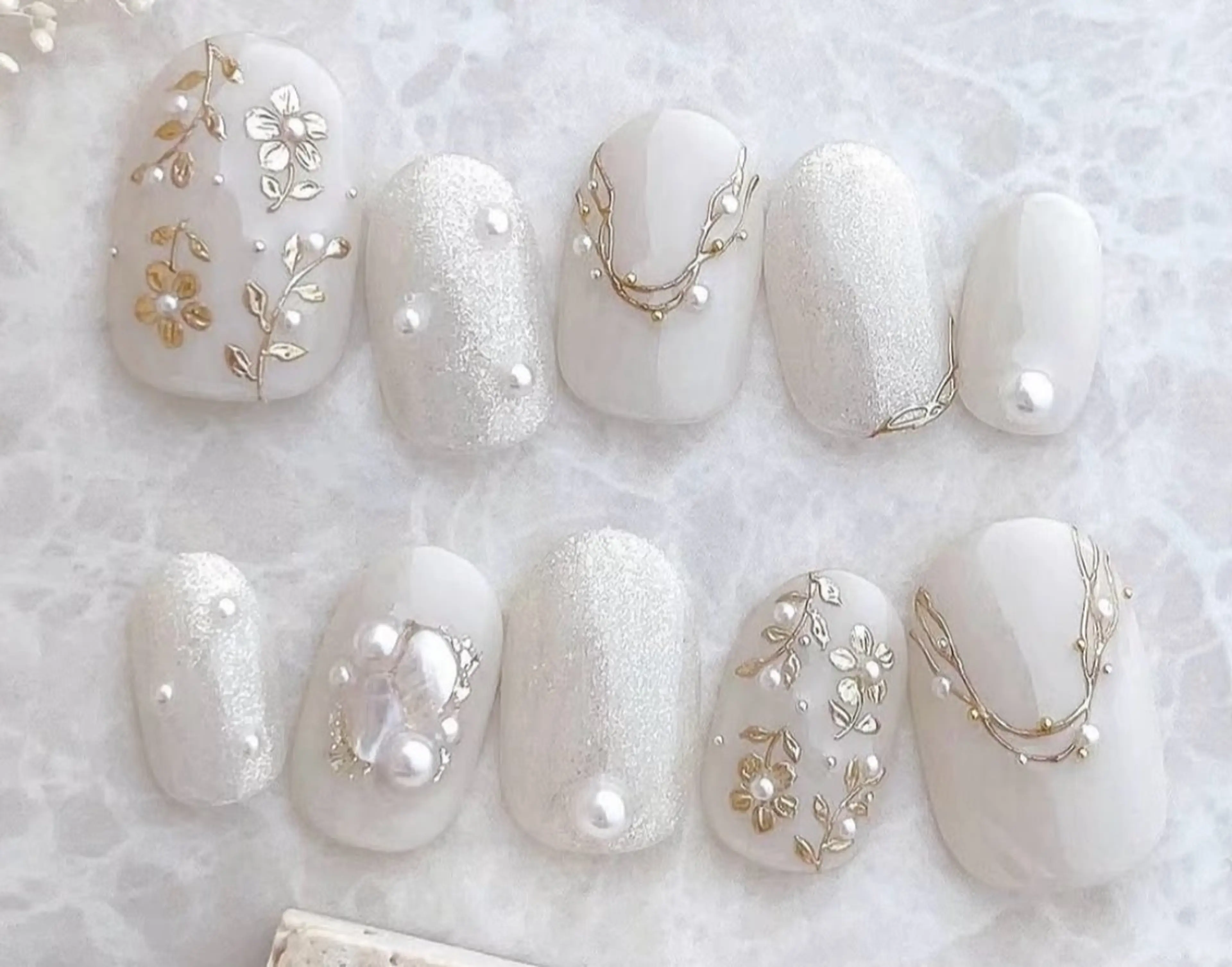 ネイル ハンドネイル キン グミのネイルデザイン