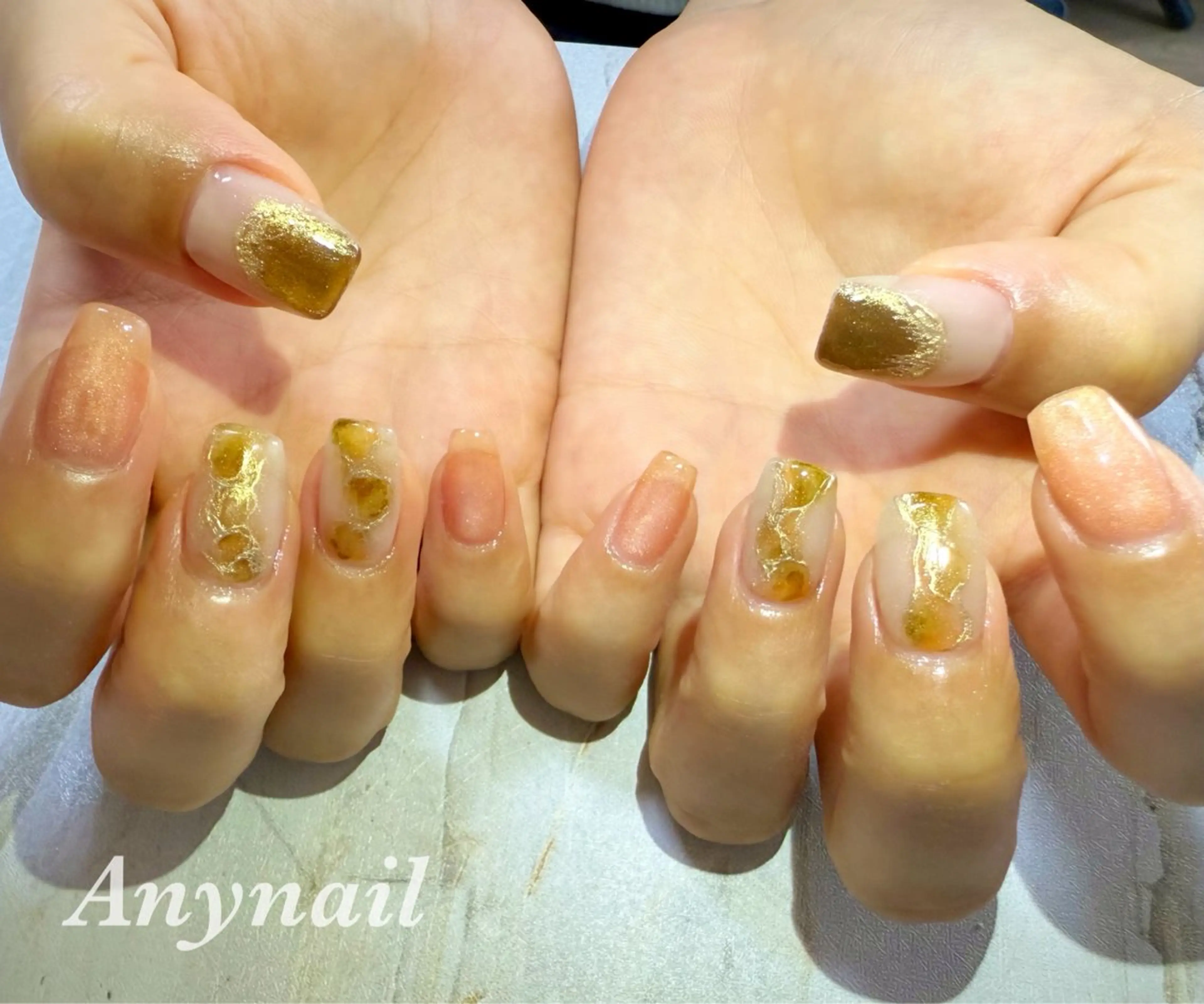 ネイル ブルー マグネットネイル 持ち込み ニュアンスネイル オレンジ 岩澤 恵子のネイルデザイン