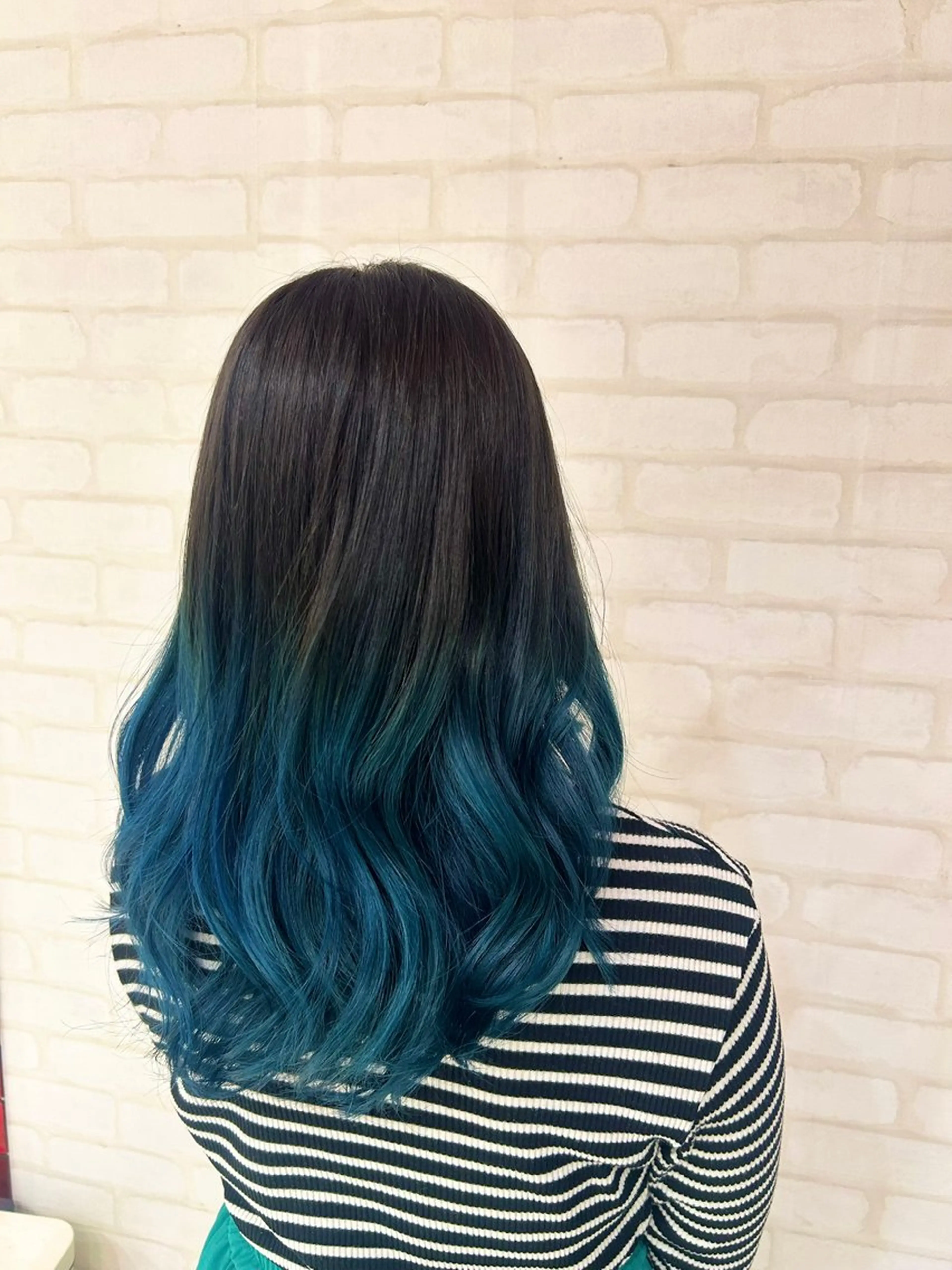 ロング ヘアカラー 中川 拓弥のヘアスタイル