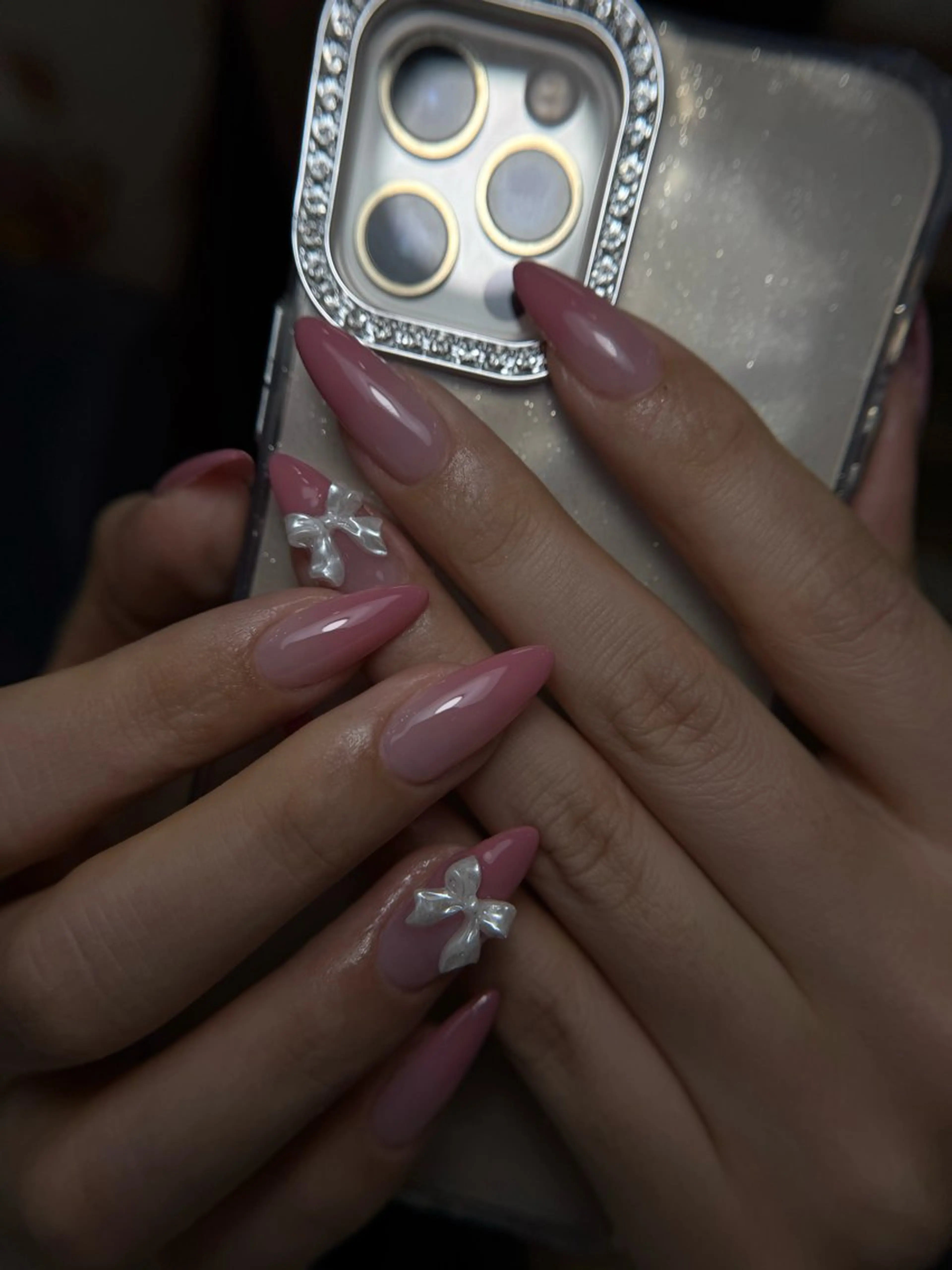 ネイル フレンチネイル グラデーション 韓国ネイル マグネットネイル シンプルネイル CoMo Nail Studio所属・CoMo Nailのネイルデザイン