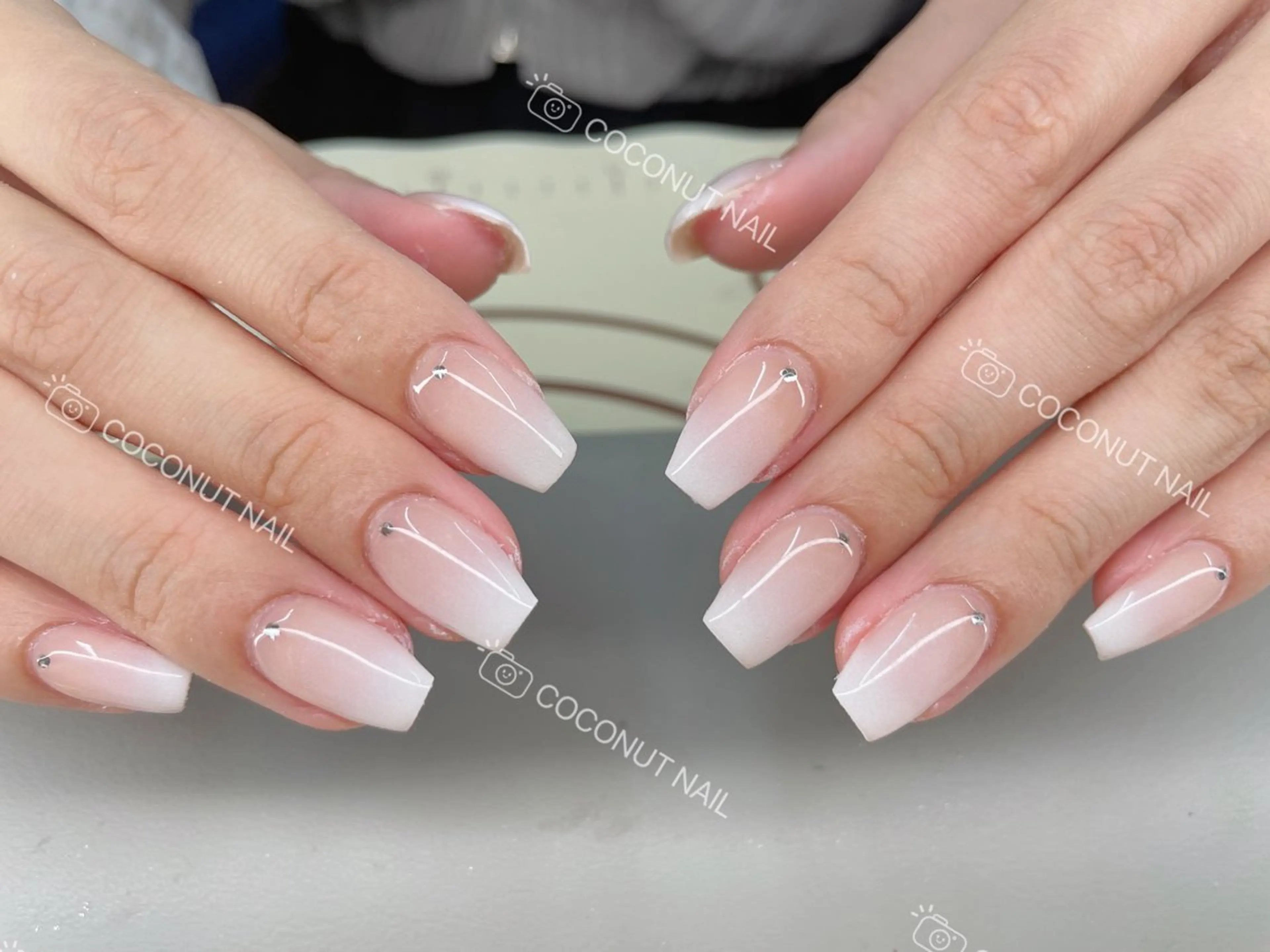 ネイル ハンドネイル 神田 ココナッツのネイルデザイン