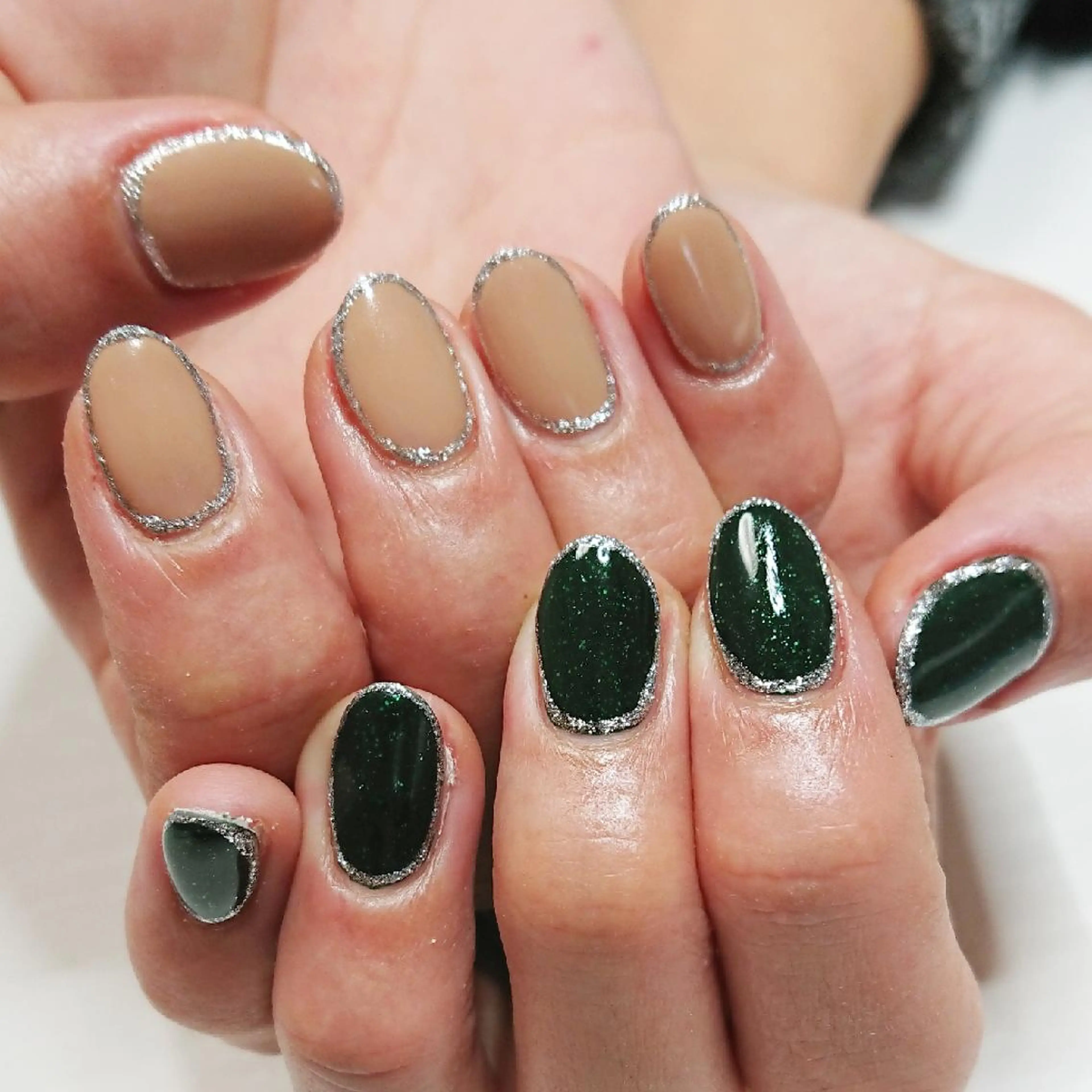 ネイル グリーン ラメ(グリッター) ハンドネイル Lilith Nailのネイルデザイン