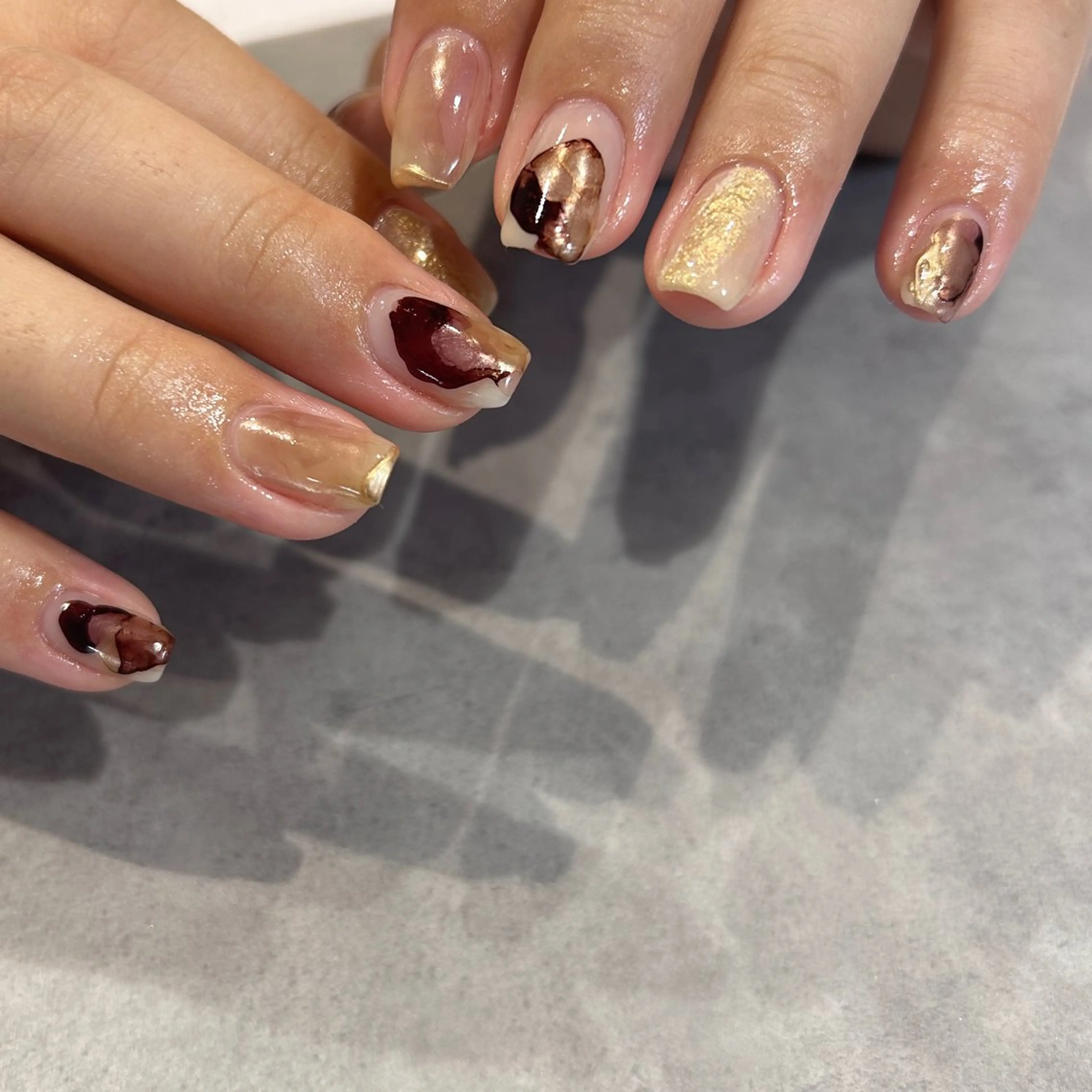 ネイル ハンドネイル NINEnami ニュアンスネイルのネイルデザイン