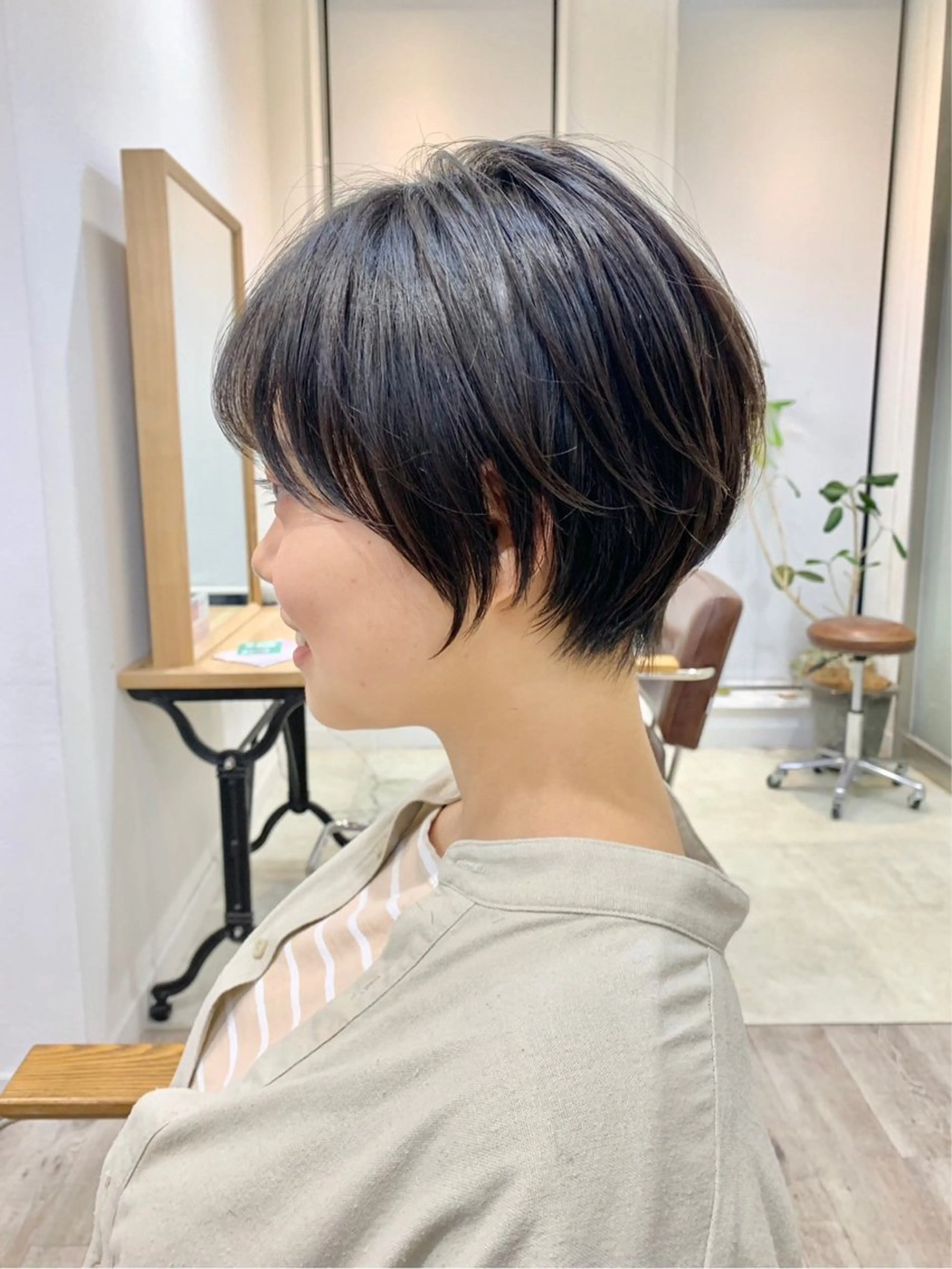 ショート カラー ⭐️小顔ショート⭐️ 大鷲拓海のヘアスタイル
