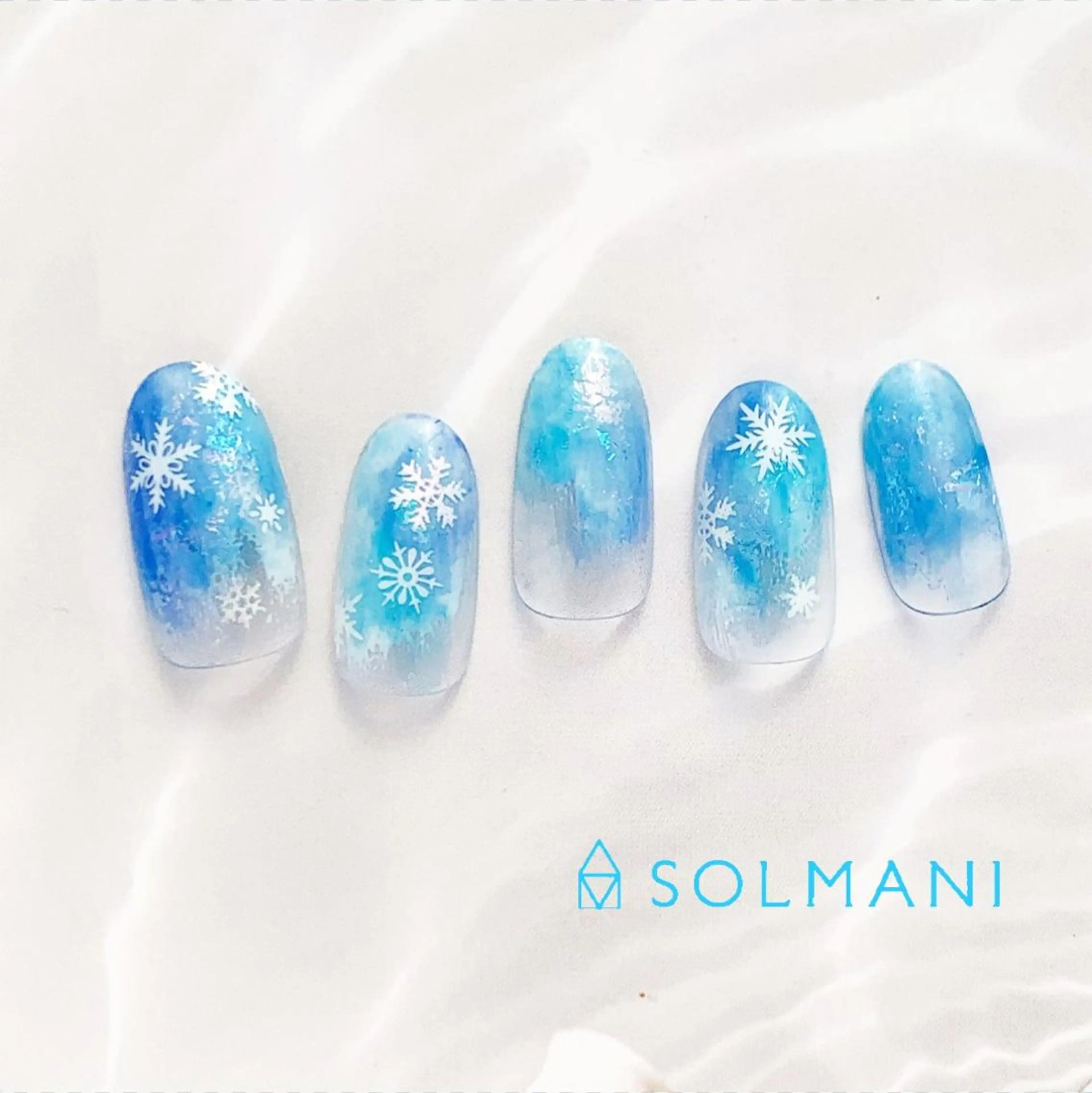 ネイル SOLMANI 予約担当のネイルデザイン