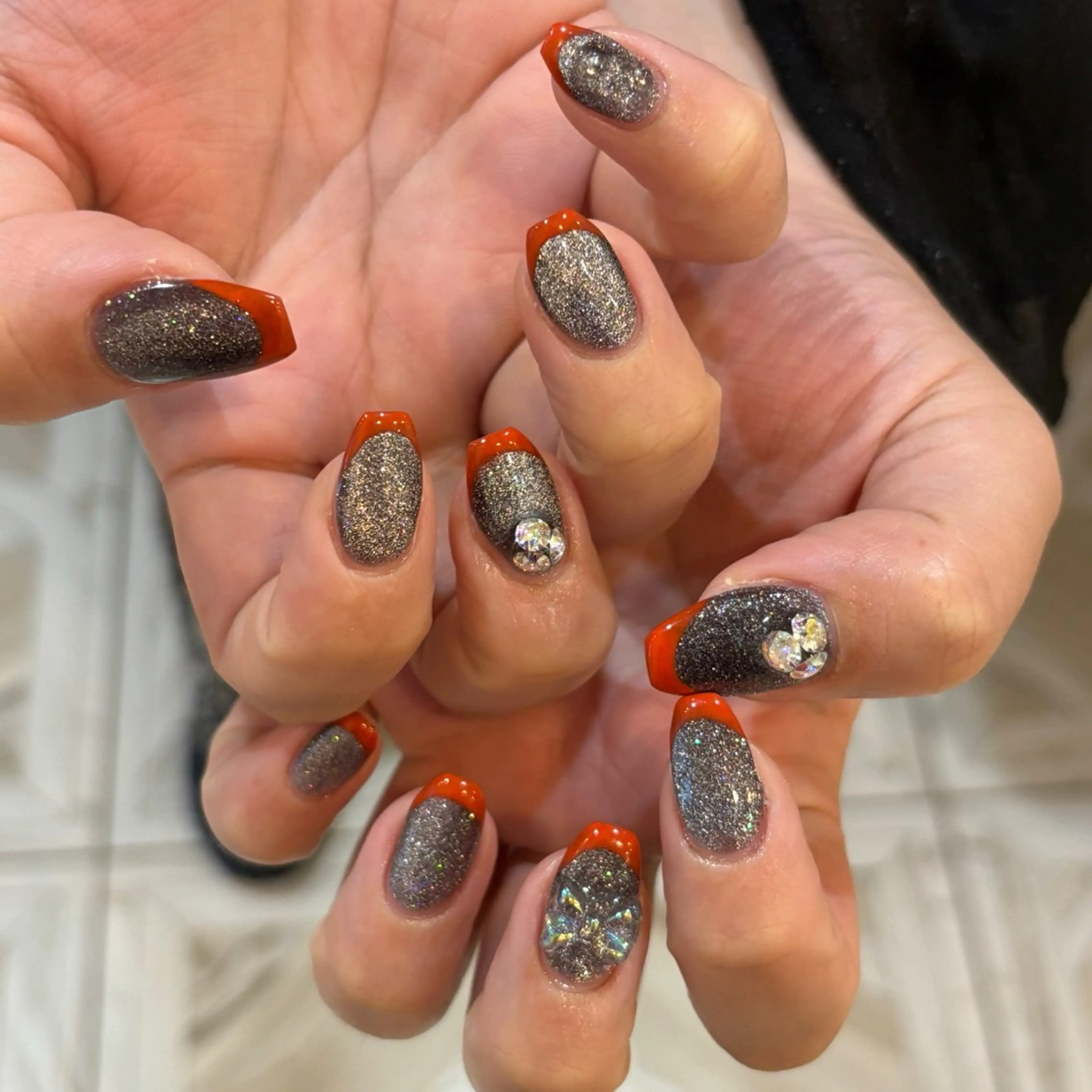 ネイル フレンチネイル オレンジ ハンドネイル 東 咲良のネイルデザイン