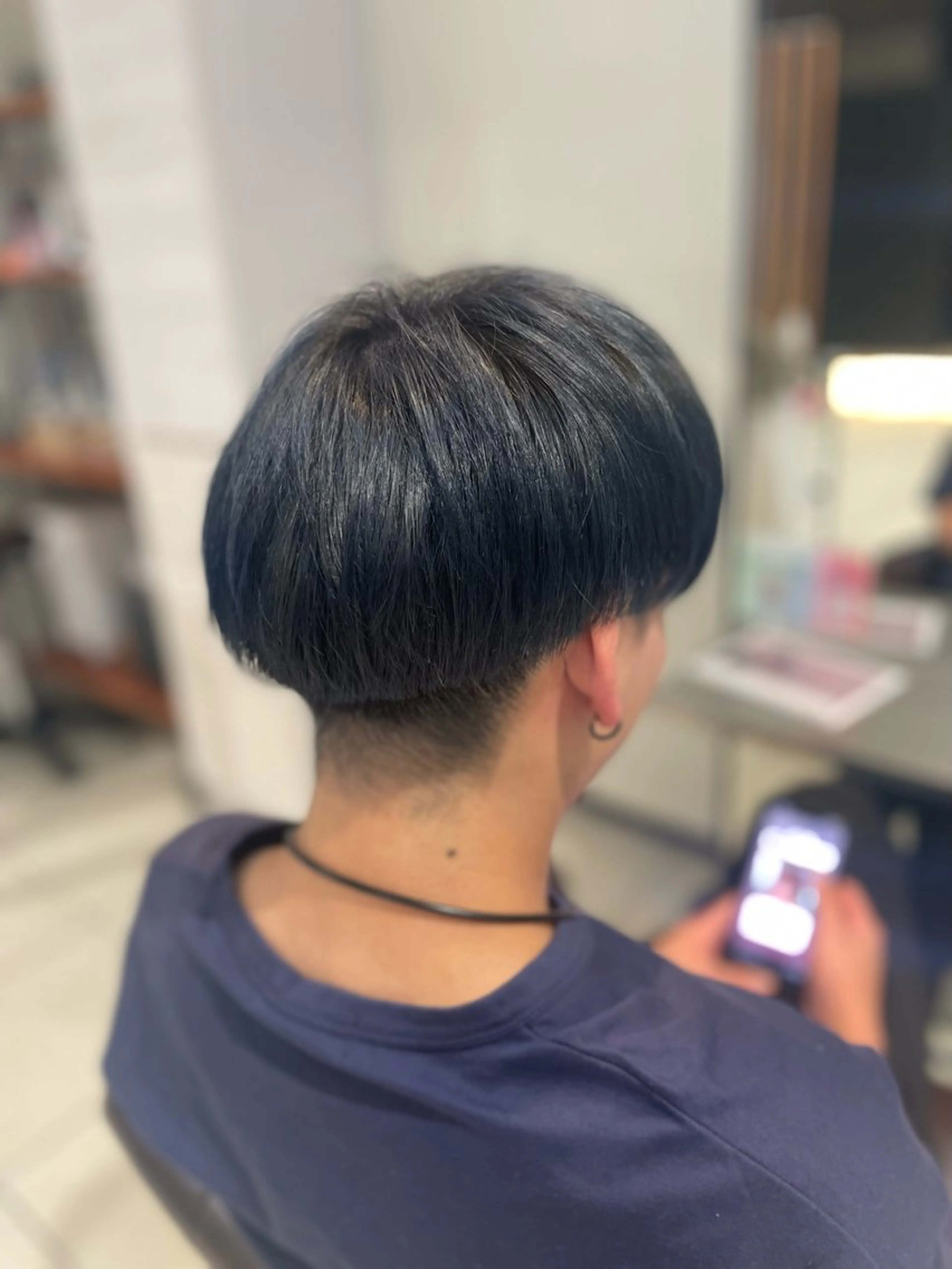 ショート ヘアカラー 手塚 佑樹のヘアスタイル