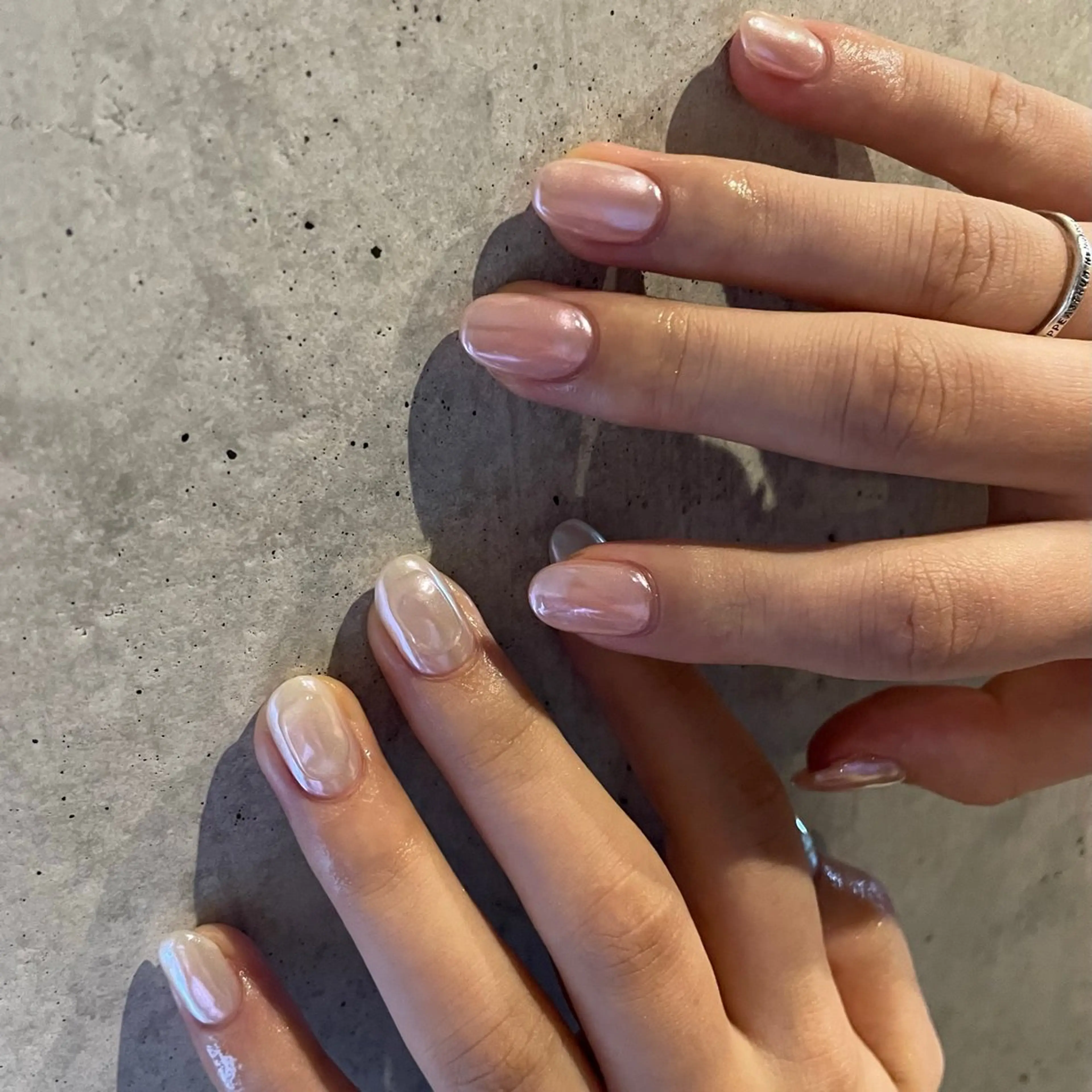 ネイル ミラーネイル Manon Yuiのネイルデザイン