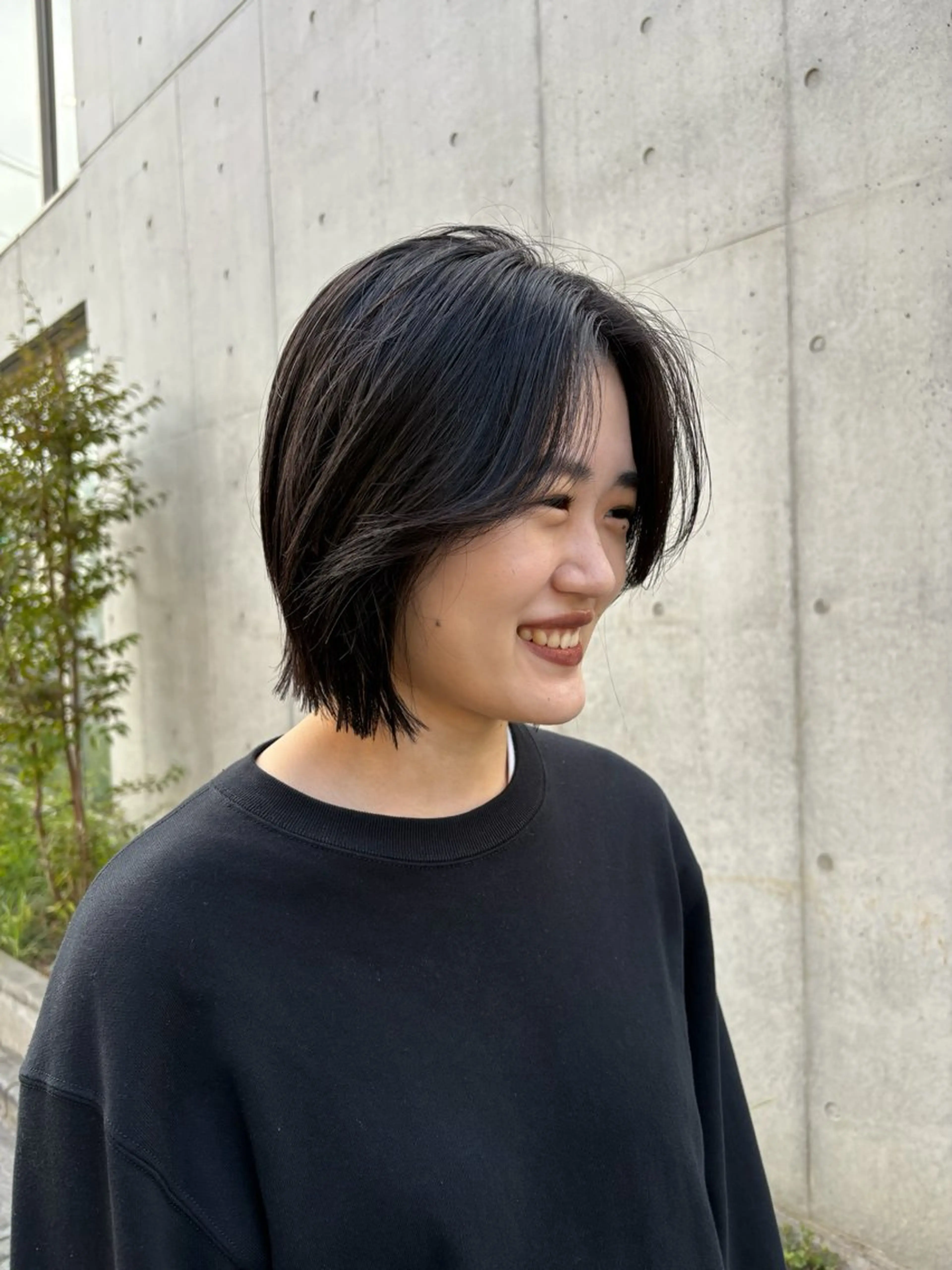 ミディアム カラー 黒髪 ボブ 顔まわりレイヤー 顔周りカット レイヤーカット カット ヘアカラー ボブ/レイヤーカット ✂︎ AYUMIのヘアスタイル