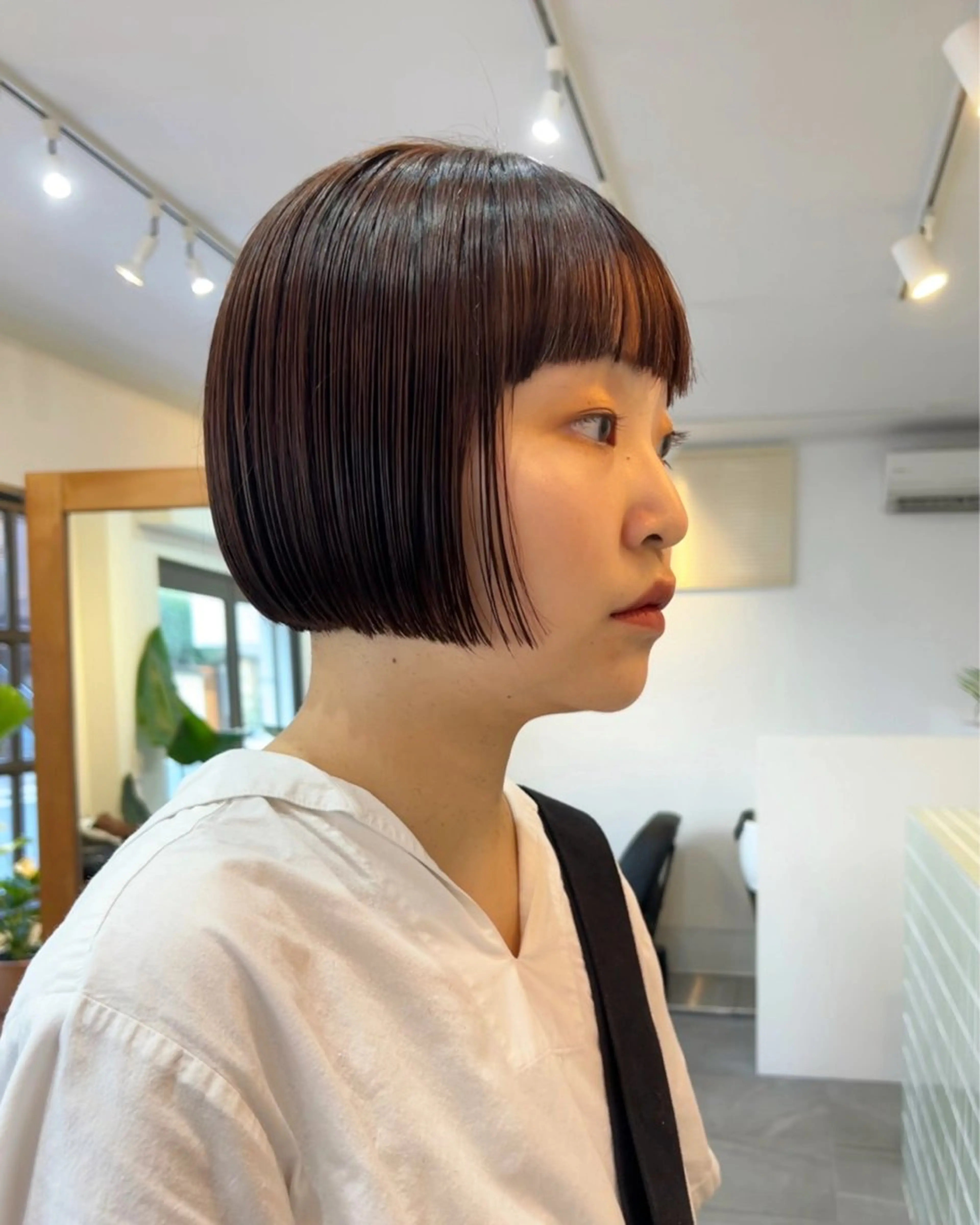 ショート カラー 切りっぱなしボブ ショートボブ ブリーチ ケアブリーチ 透明感カラー カット ヘアカラー トリートメント a moment(モーメント)所属・蔵前 デザインカット KOBAYASHIのその他イメージ