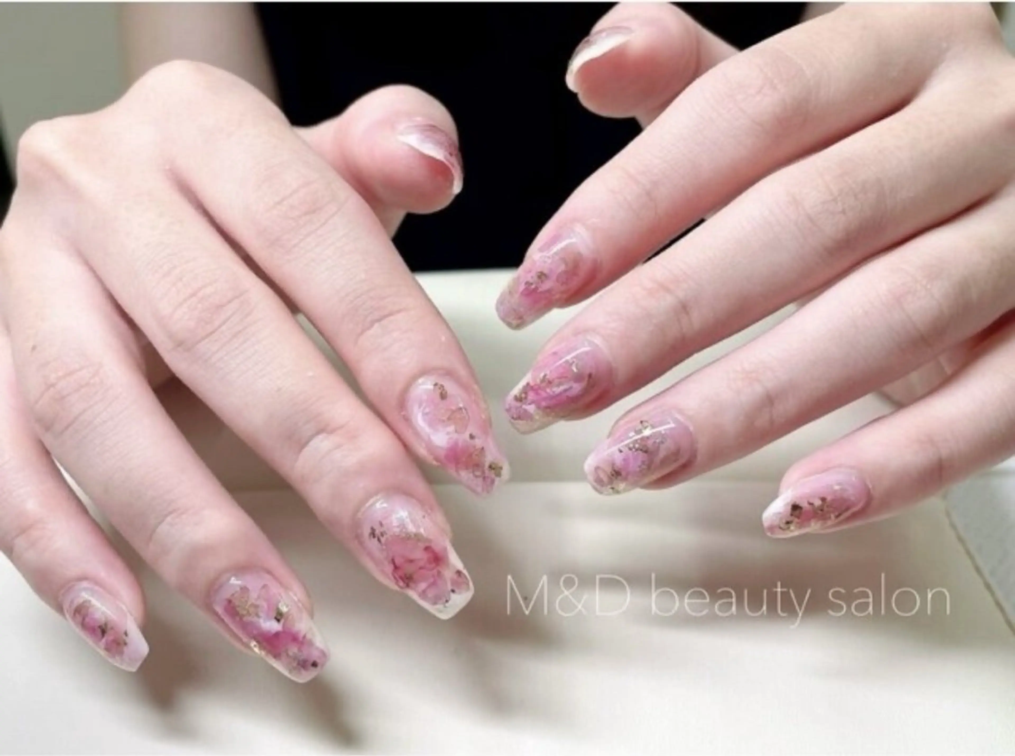 ネイル M&D Beauty Salon 銀座店所属・M&D銀座 AYAのネイルデザイン