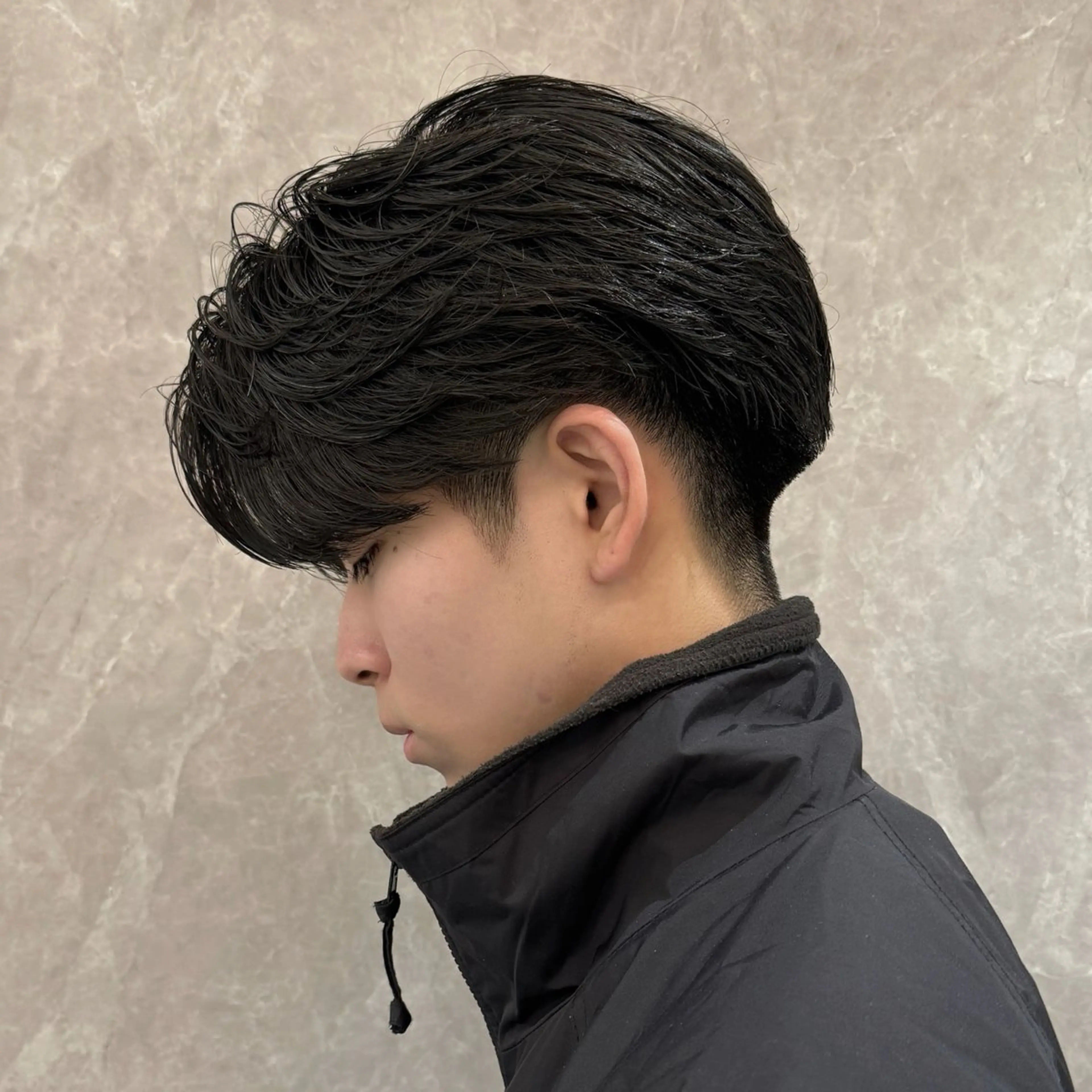 ショート パーマ メンズ カット パーマ WARREN・TRICOMI    NEW YORK所属・瀧野 翔吾【メンズ特化】のヘアスタイル