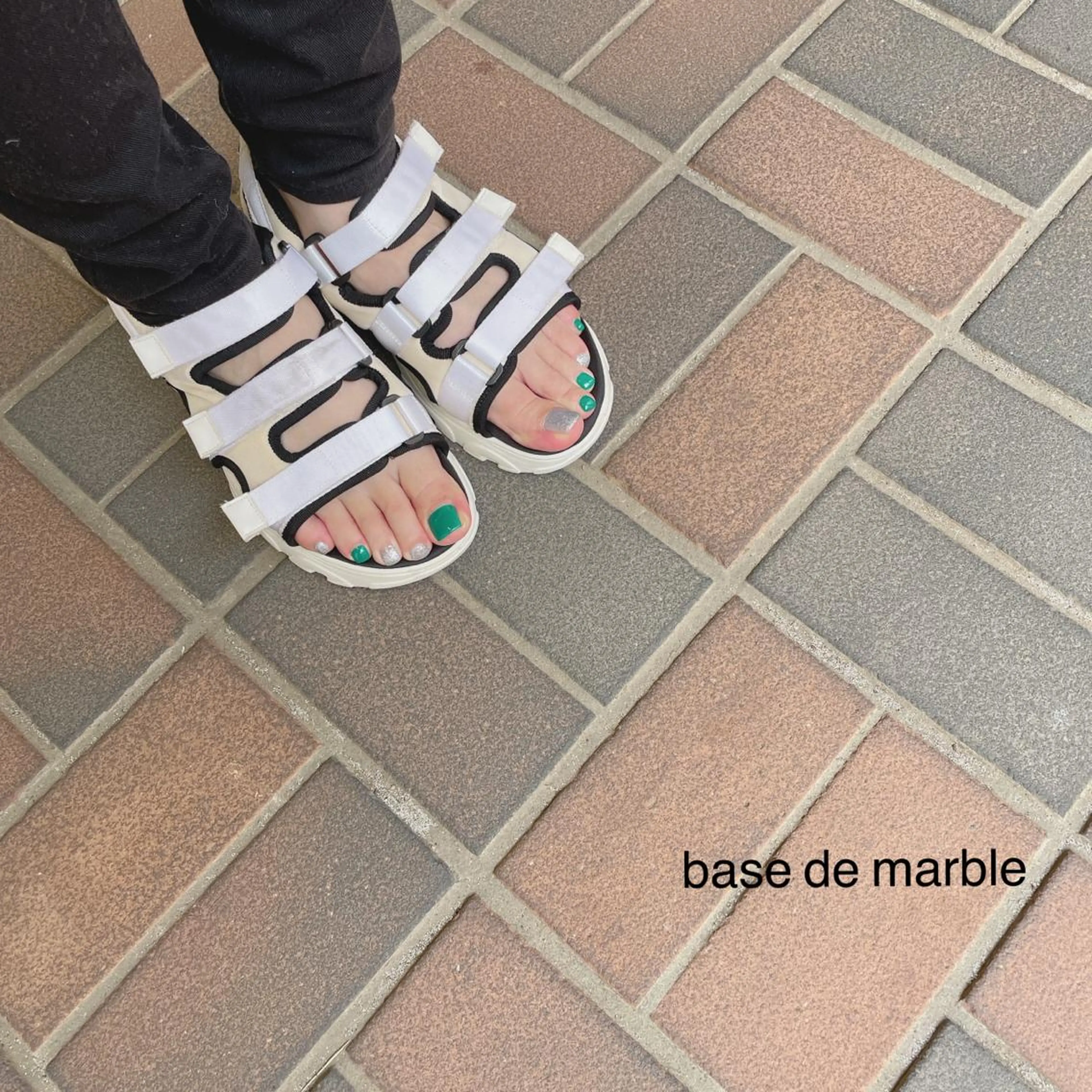 ネイル オモルフィ所属・カラーリスト marumoのヘアスタイル