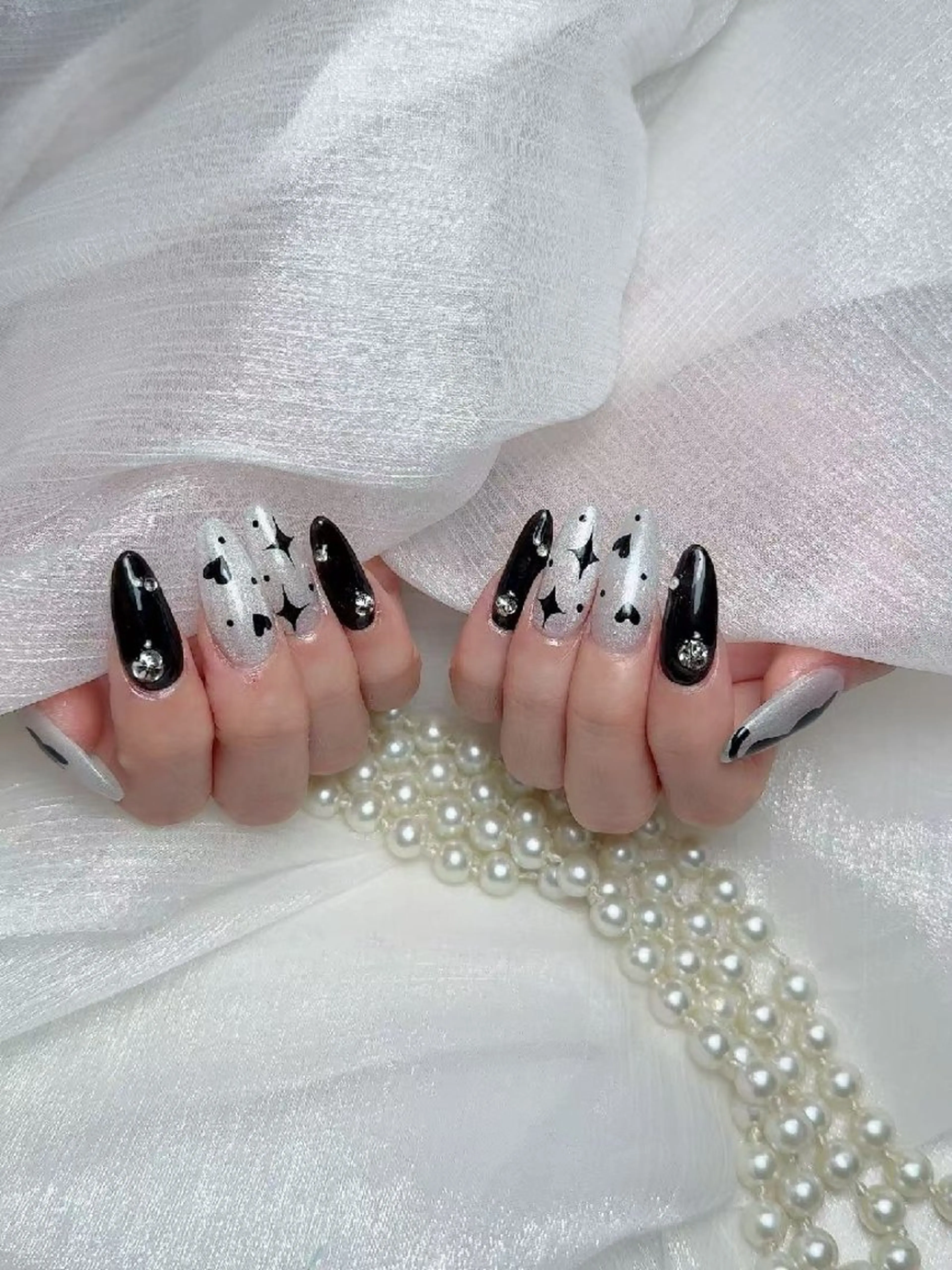 ネイル ENsalon AKIRAのネイルデザイン