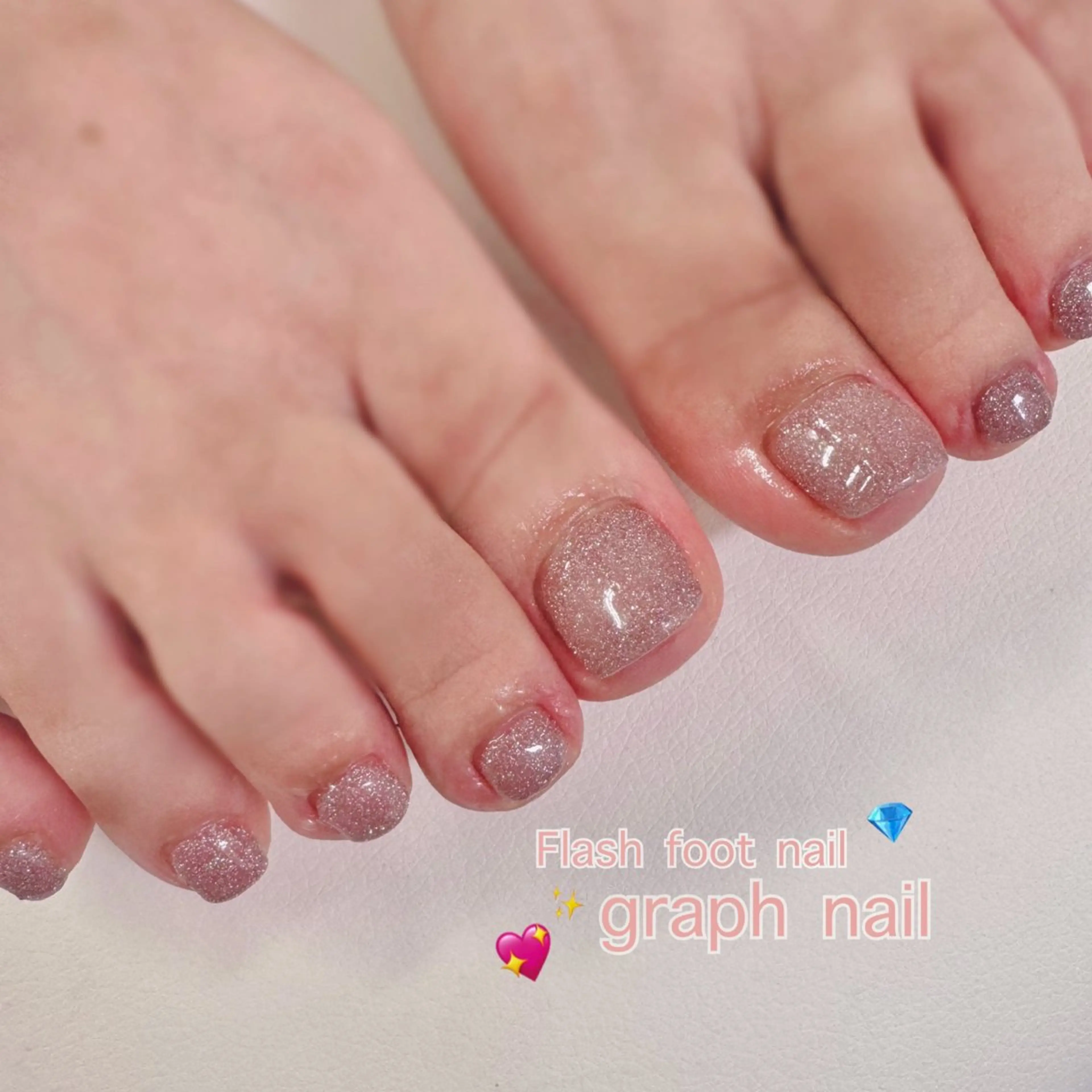 ネイル フットネイル graph nail【グラフ ネイル】所属・graphnail‪ ‪‪❤︎‬manaのネイルデザイン