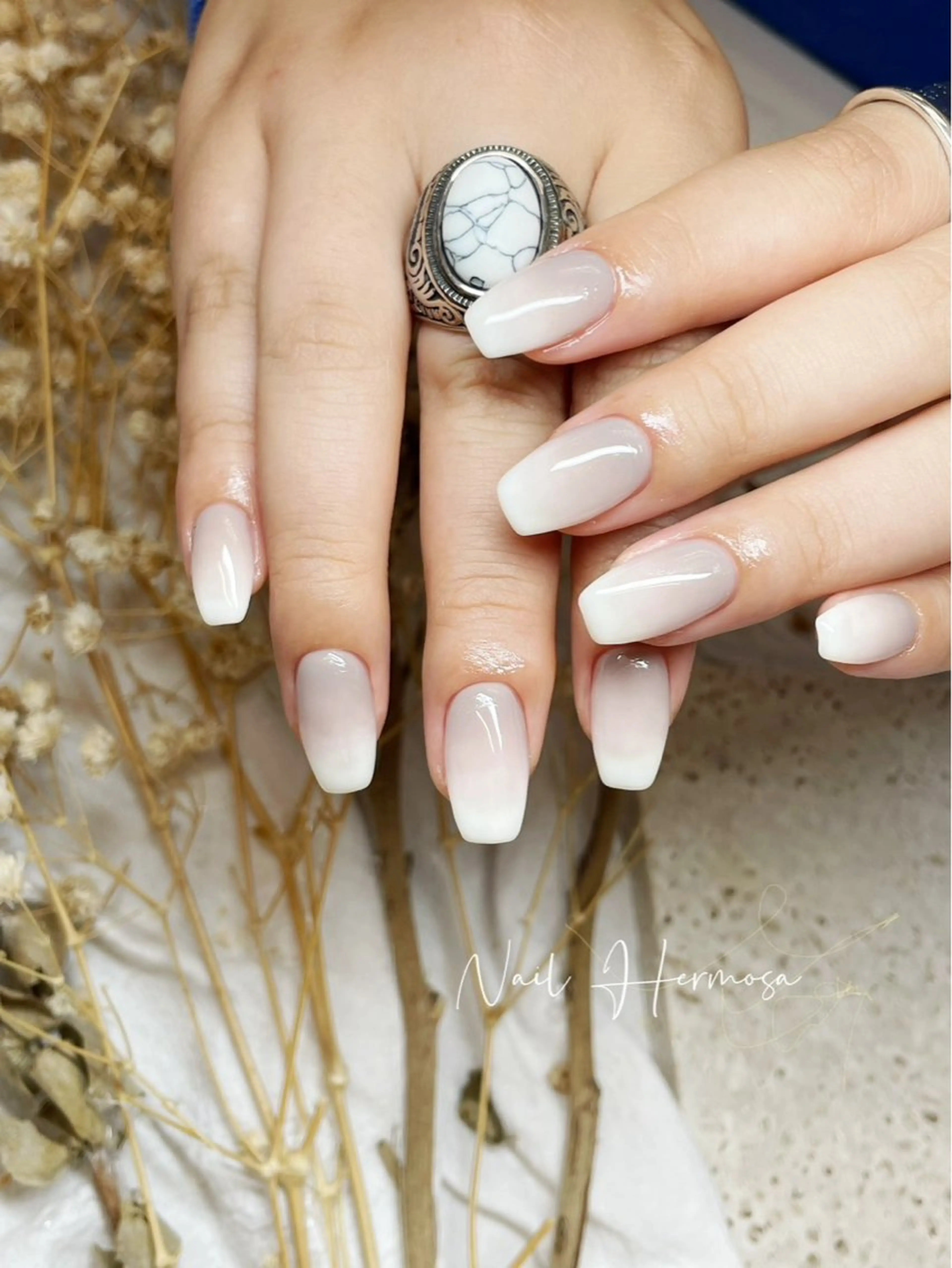 ネイル 長さ出し フラッシュネイル フットネイル ジェルネイル マグネットネイル ハンドネイル エルモサ YURIKAのネイルデザイン