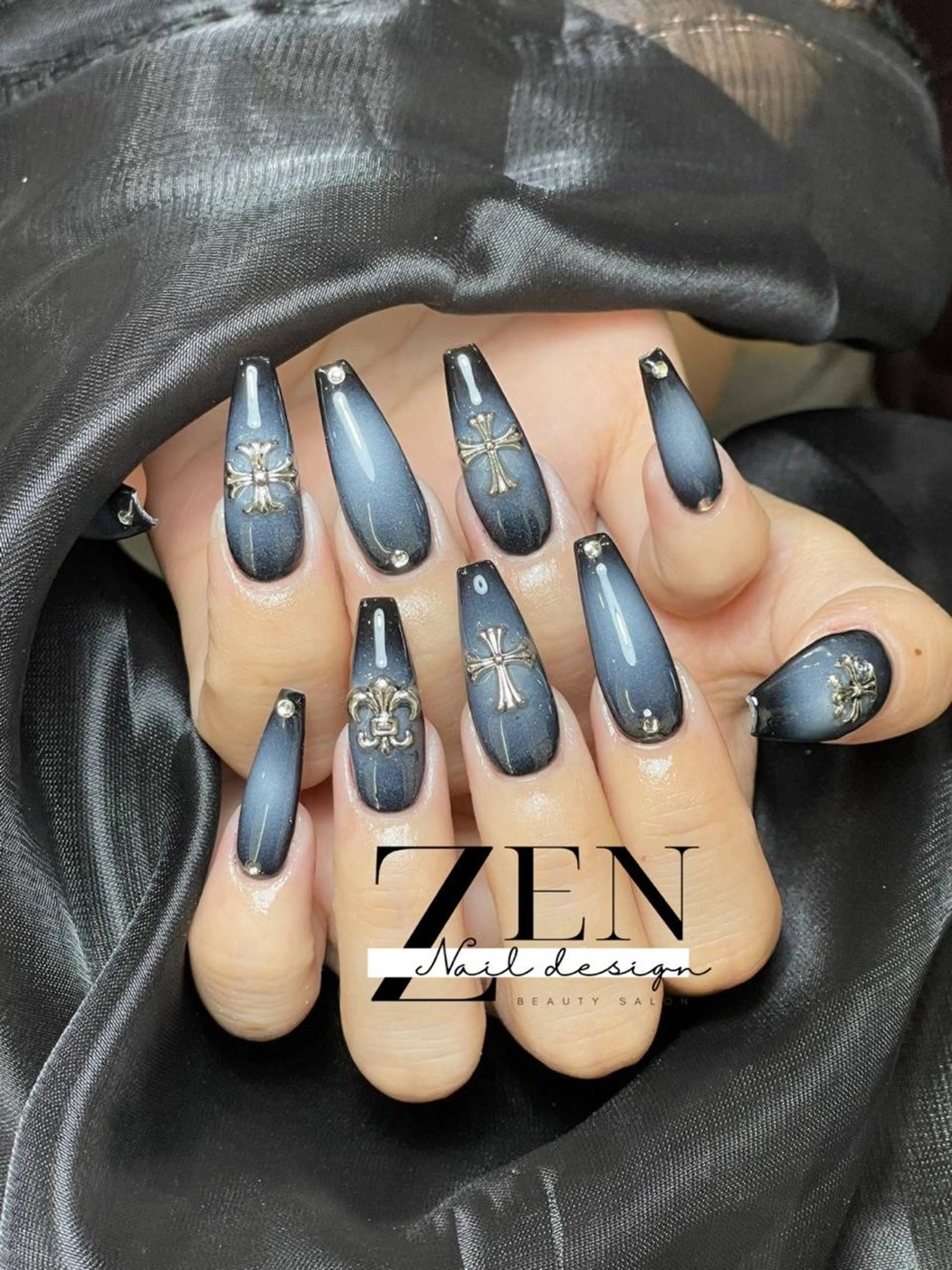 ネイル チークネイル 長さ出し フレンチネイル 韓国ネイル マグネットネイル ハンドネイル Zen Nail Design 池袋のネイルデザイン