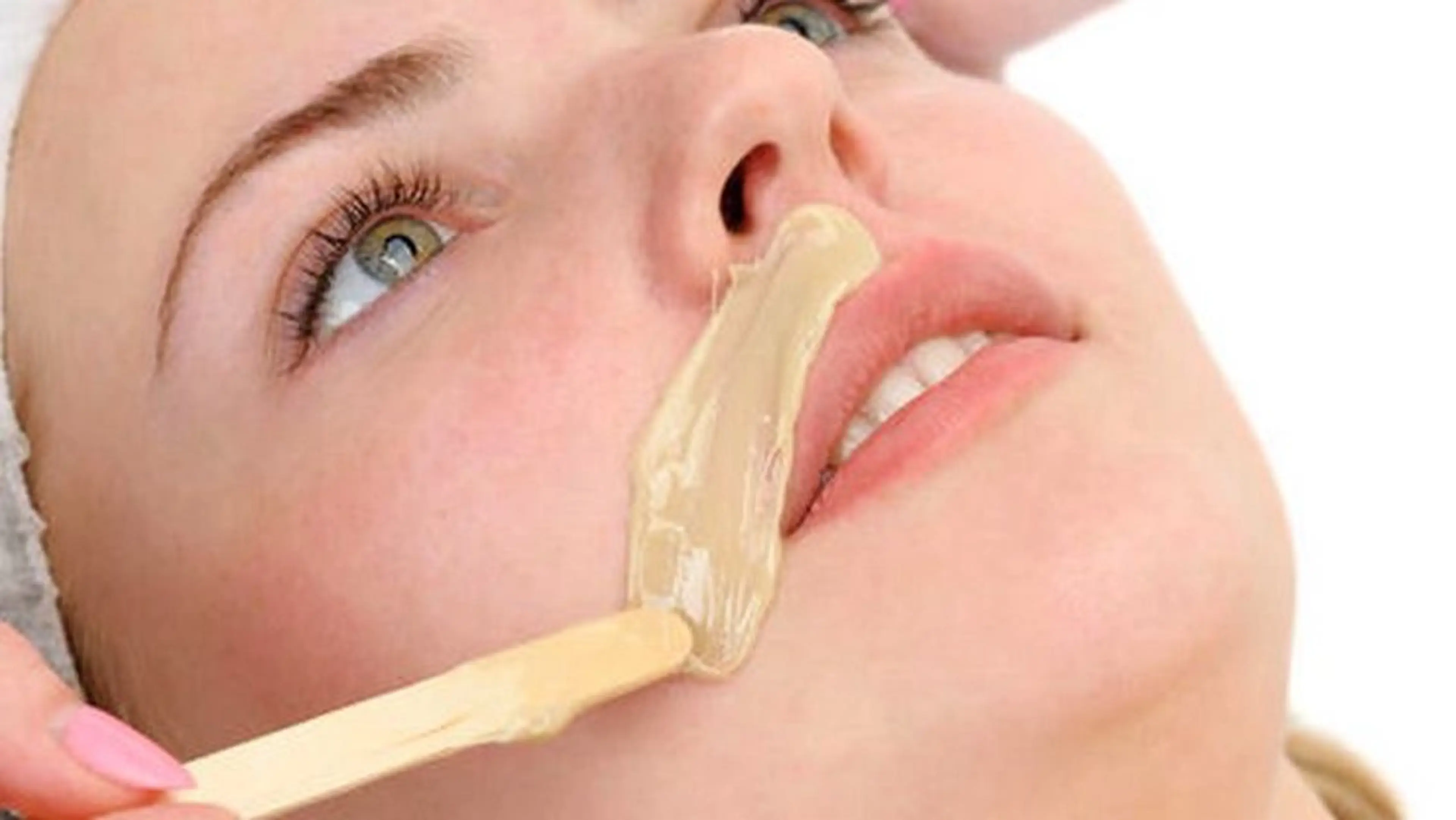 【全員】フェイシャルワックス脱毛 ¥4,000 、鼻毛脱毛追加+¥1,000(15分)の写真