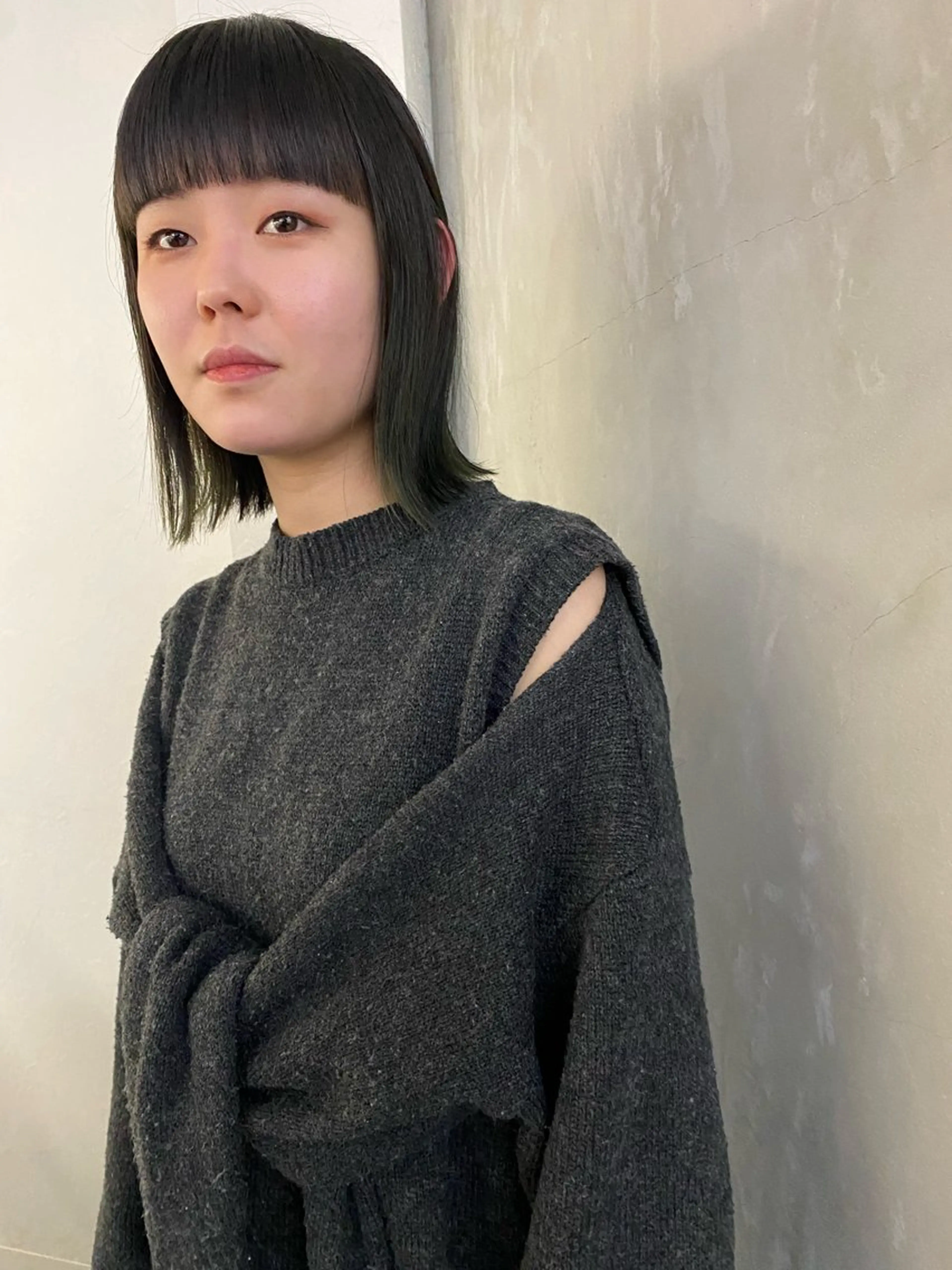 ミディアム カラー 切りっぱなしボブ オリーブカラー ボブ ワイドバング 森貴裕/ベージュ/ パーマ/オリーブのヘアスタイル