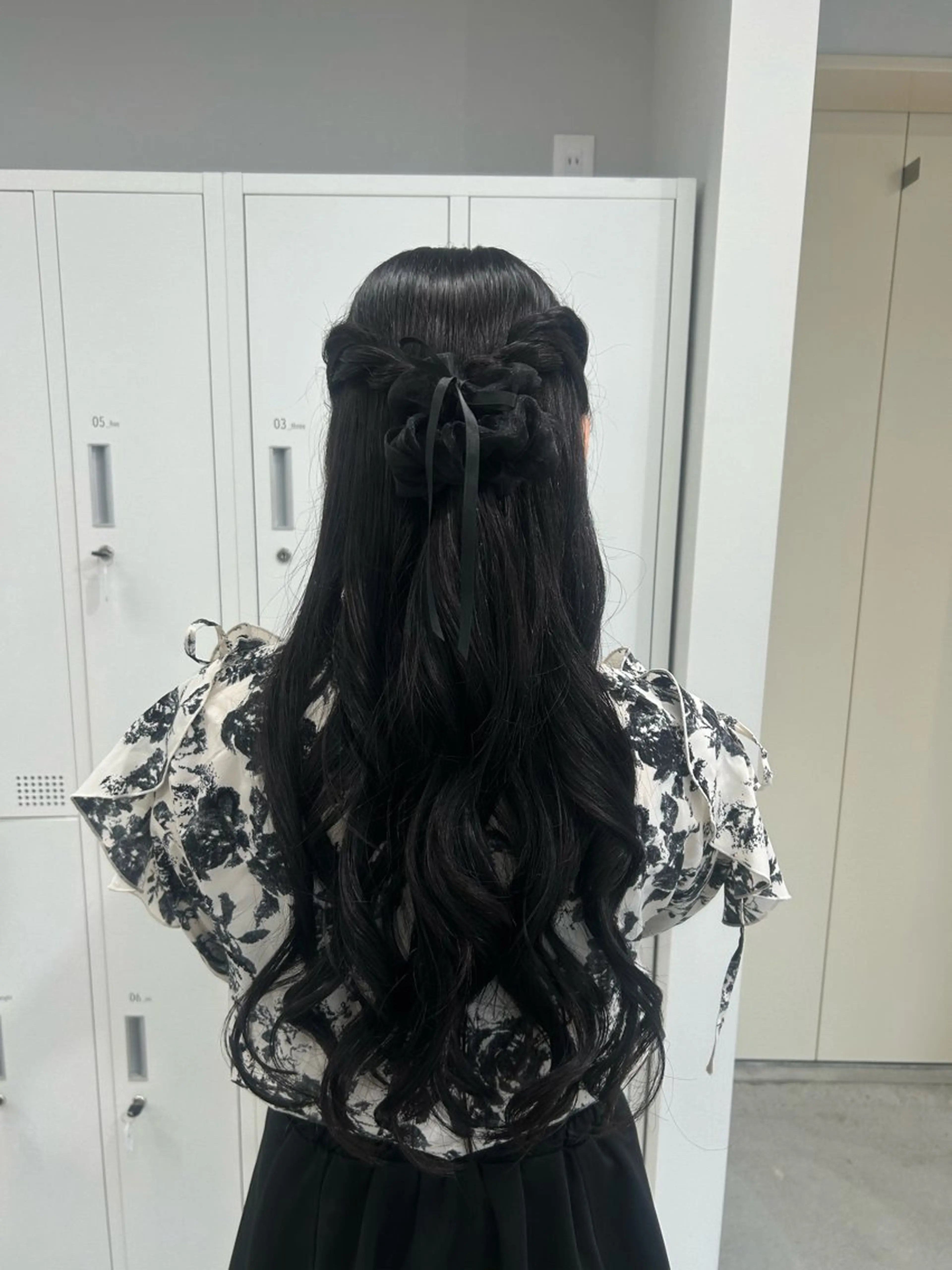 ヘアアレンジ GiseL さあや博多ハイトーンのヘアスタイル