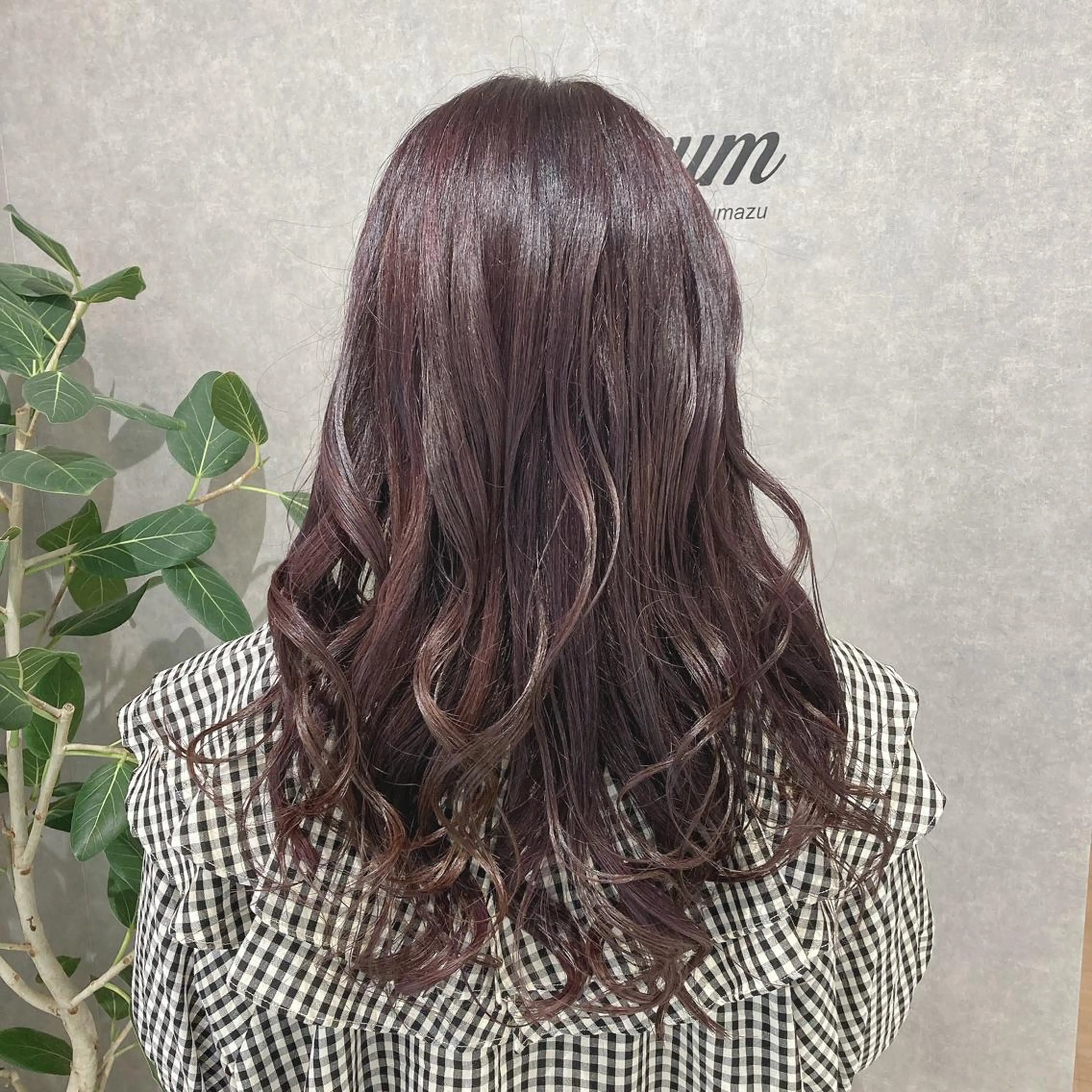 セミロング レイヤーカット トリートメント カット ヘアカラー トリートメント Unfrose所属・五月女 和樹のヘアスタイル