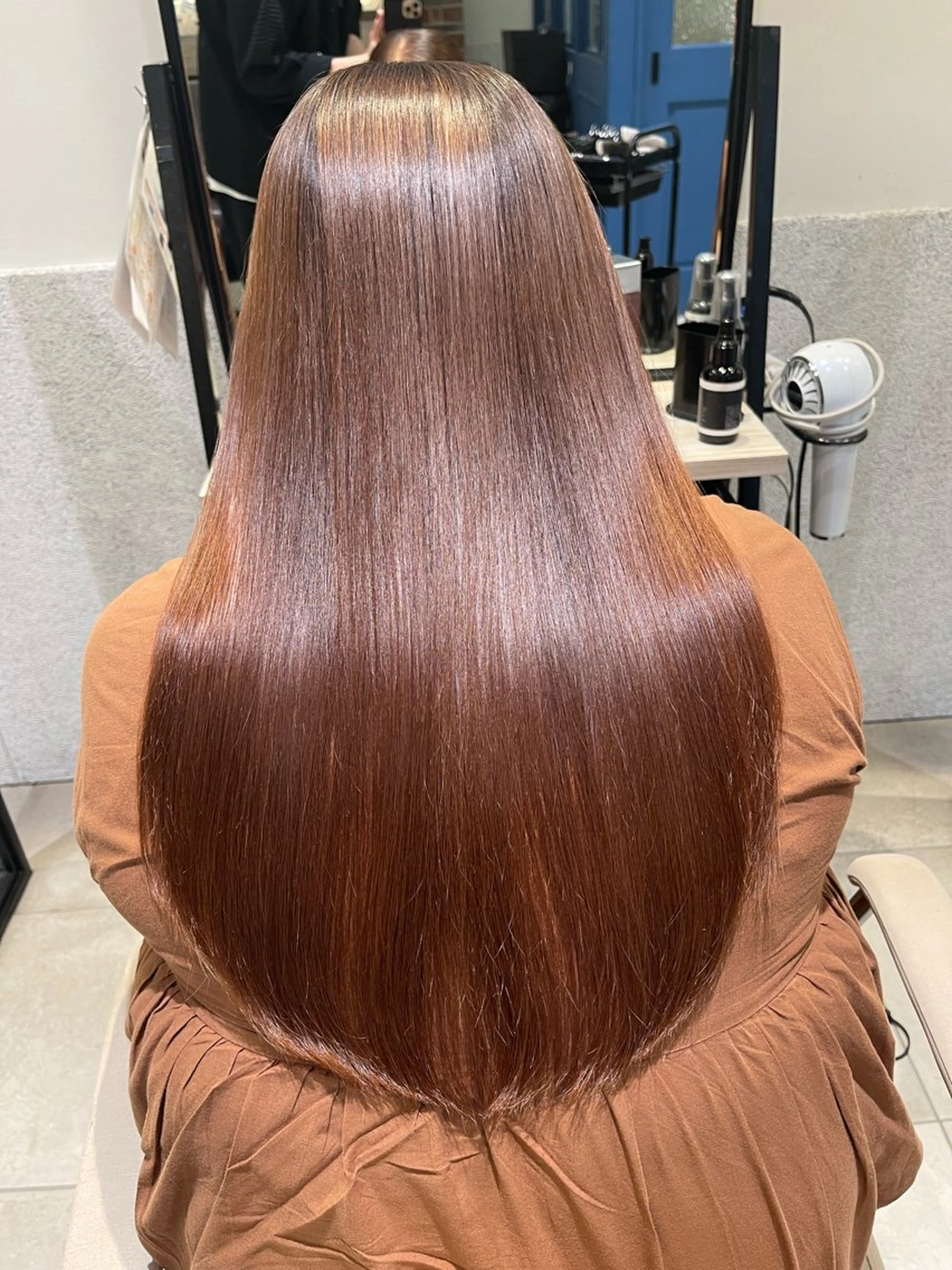 セミロング カット ヘアカラー 縮毛矯正 🎁毎月通える価格✨ QUATRO金子裕也のヘアスタイル