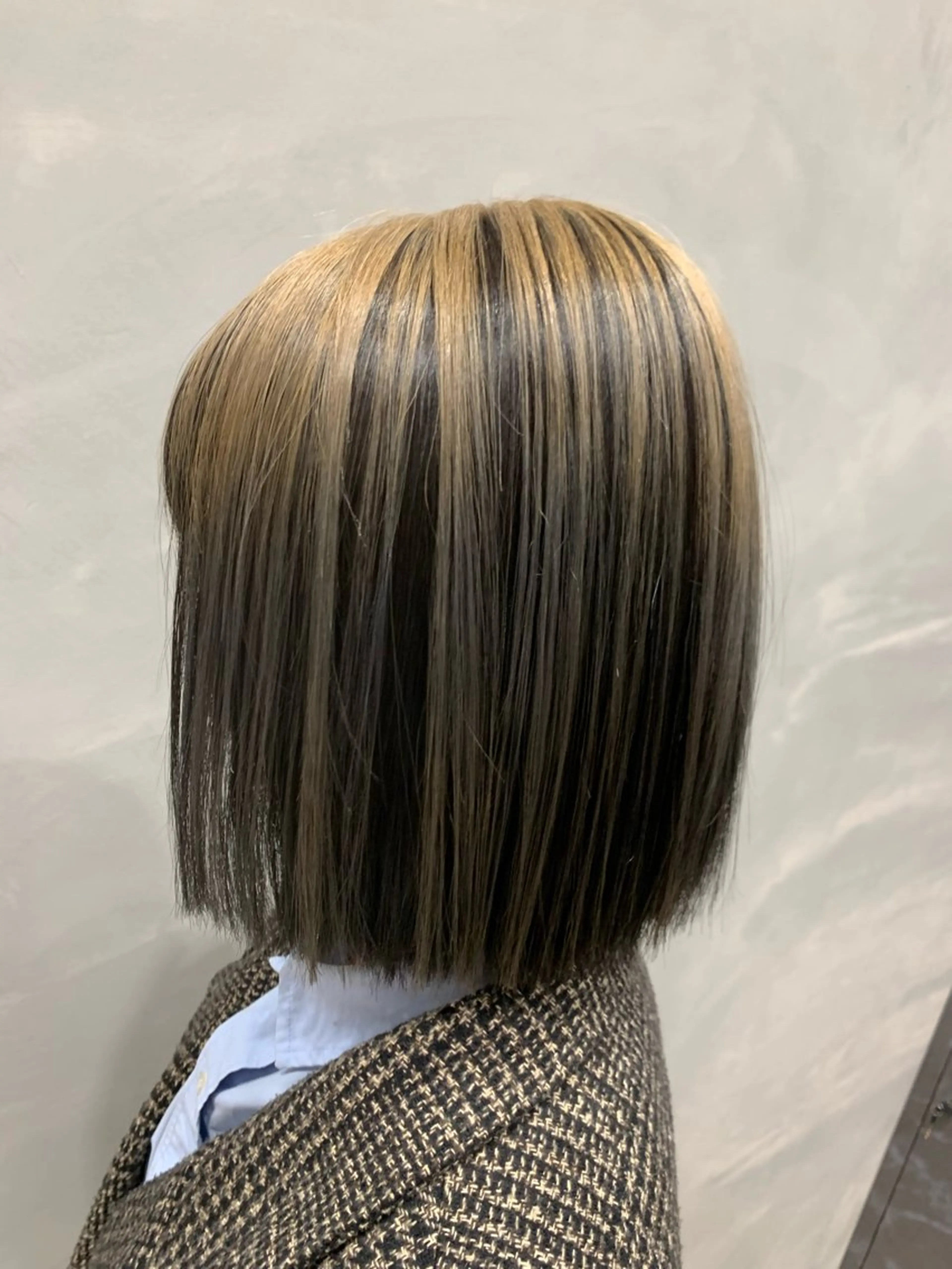 ショート ヘアカラー newiネウィ _naoのヘアスタイル