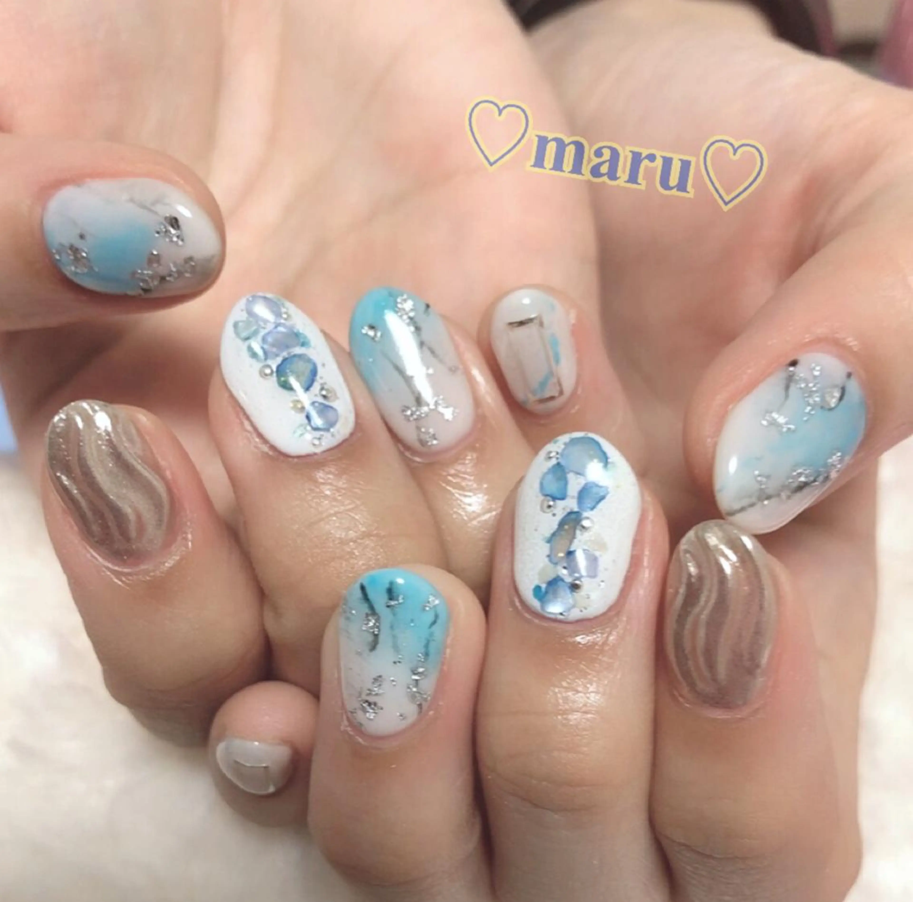 ネイル ハンドネイル フットネイル まるみ ♡のネイルデザイン