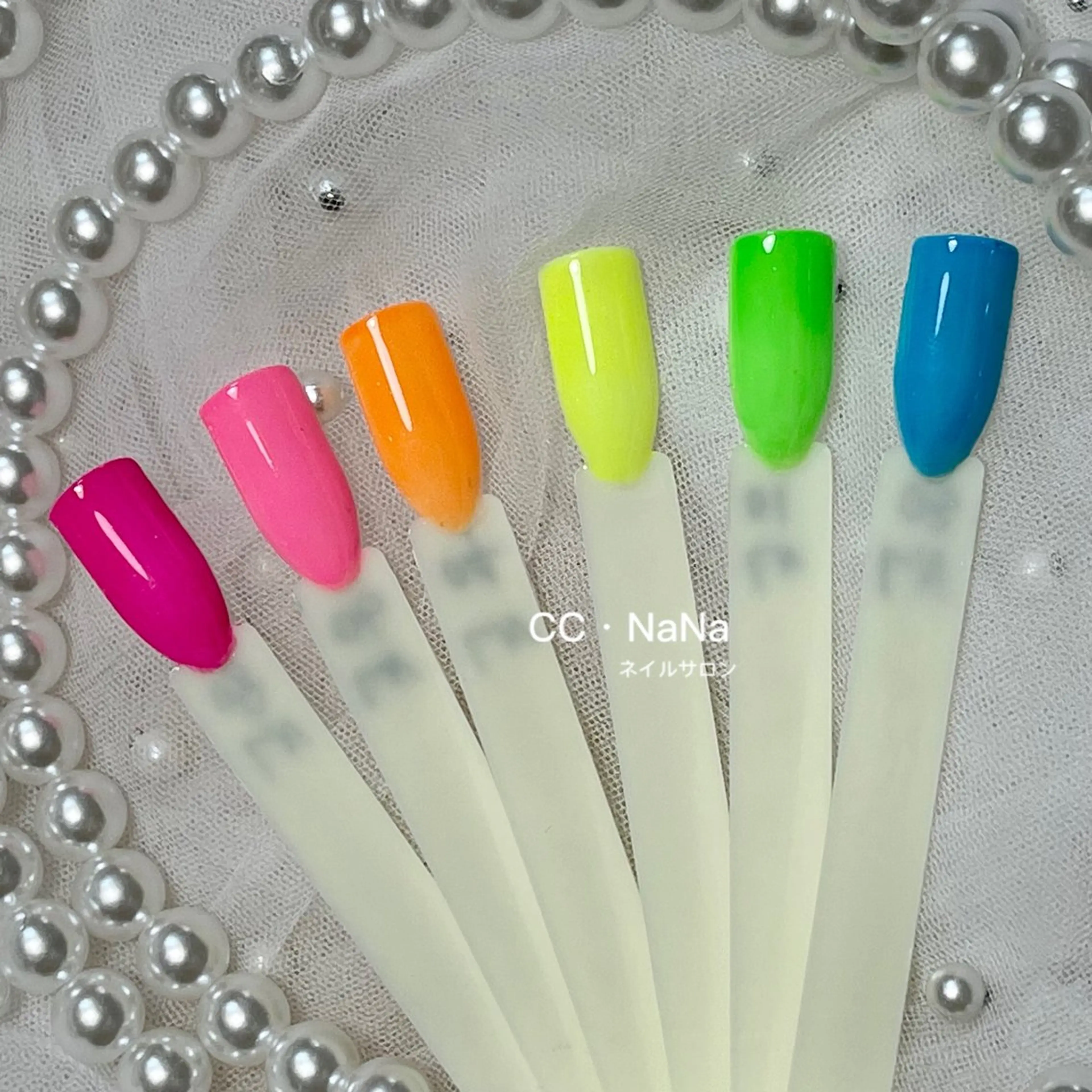 ネイル 💎CC・NaNa 韓国風ネイル🌙Cのネイルデザイン