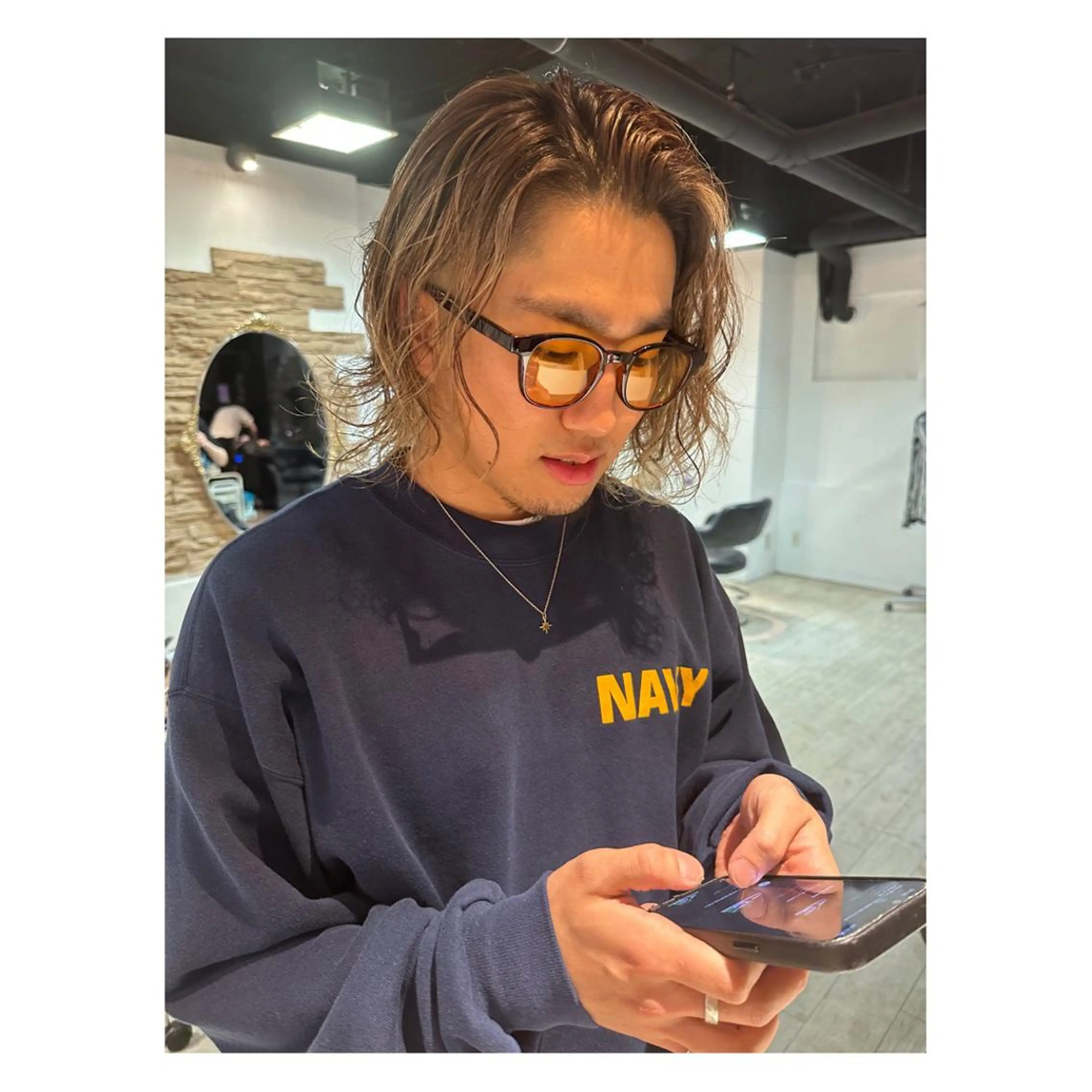 カラー パーマ メンズ ベージュカラー カット ヘアカラー トリートメント メンズパーマ 次元のヘアスタイル