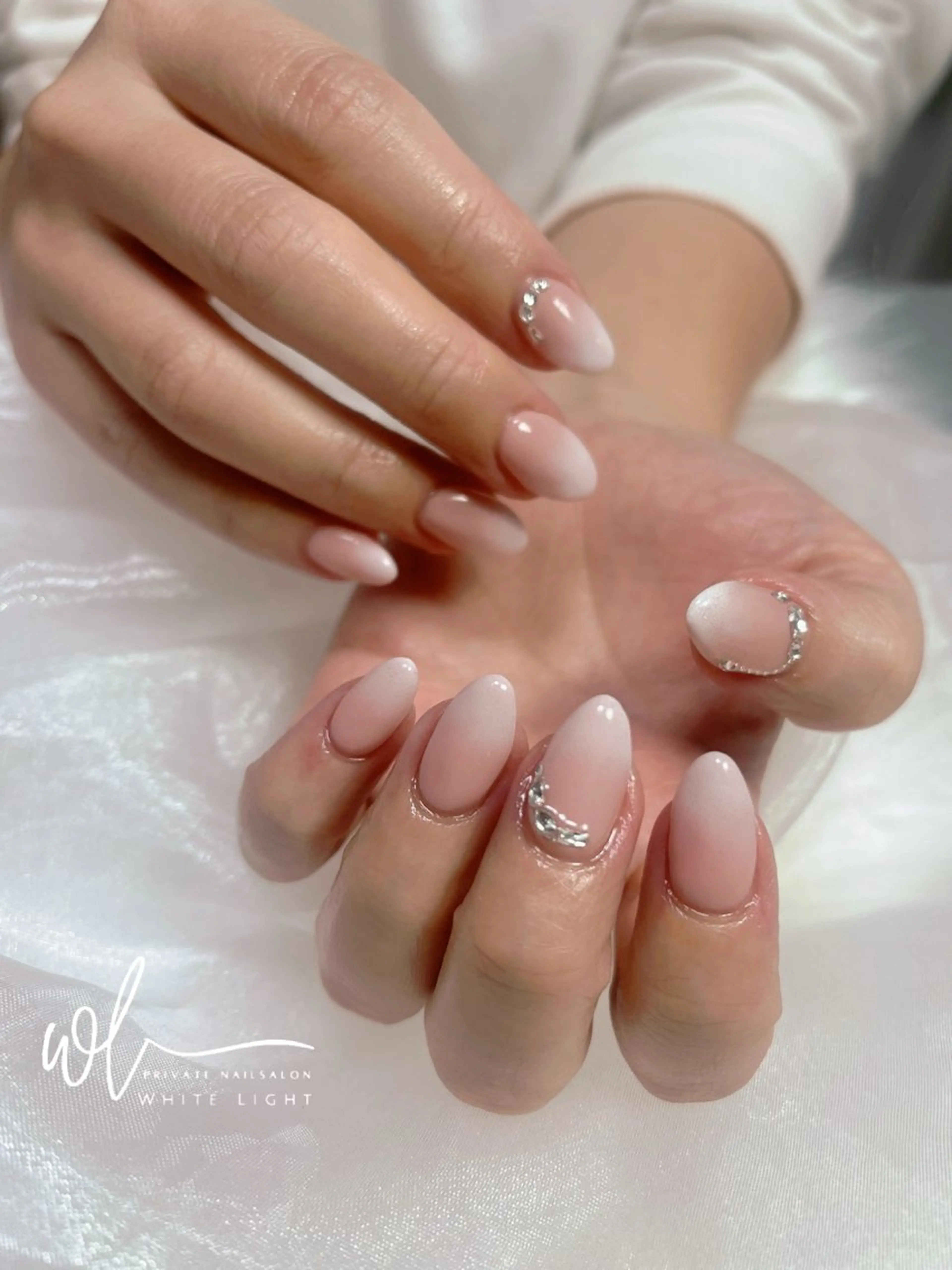 ネイル プライベートサロン WhiteLightのネイルデザイン