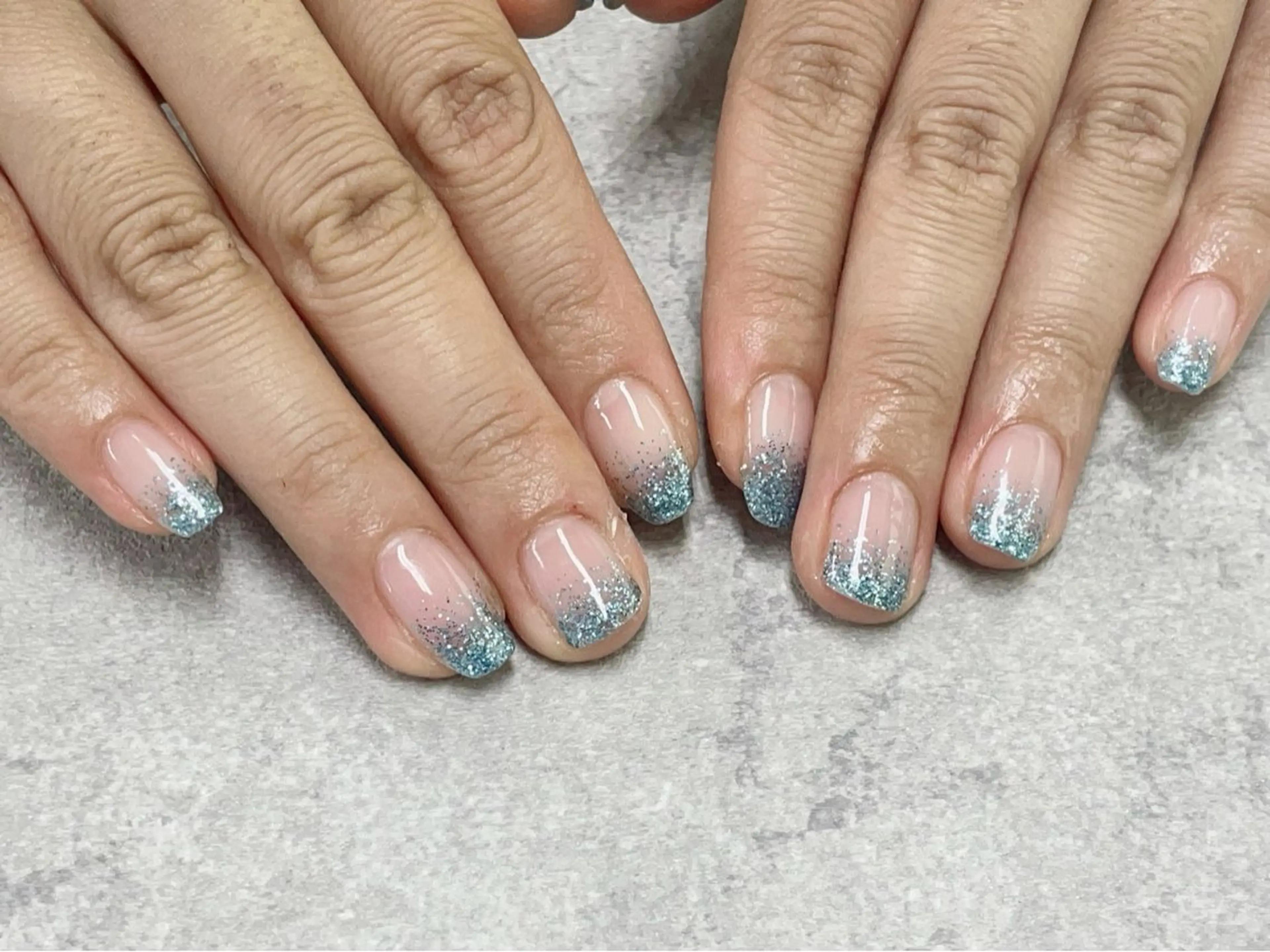 ネイル グラデーション キラキラネイル ラメ(グリッター) ラメグラデーション clear yayoiのネイルデザイン