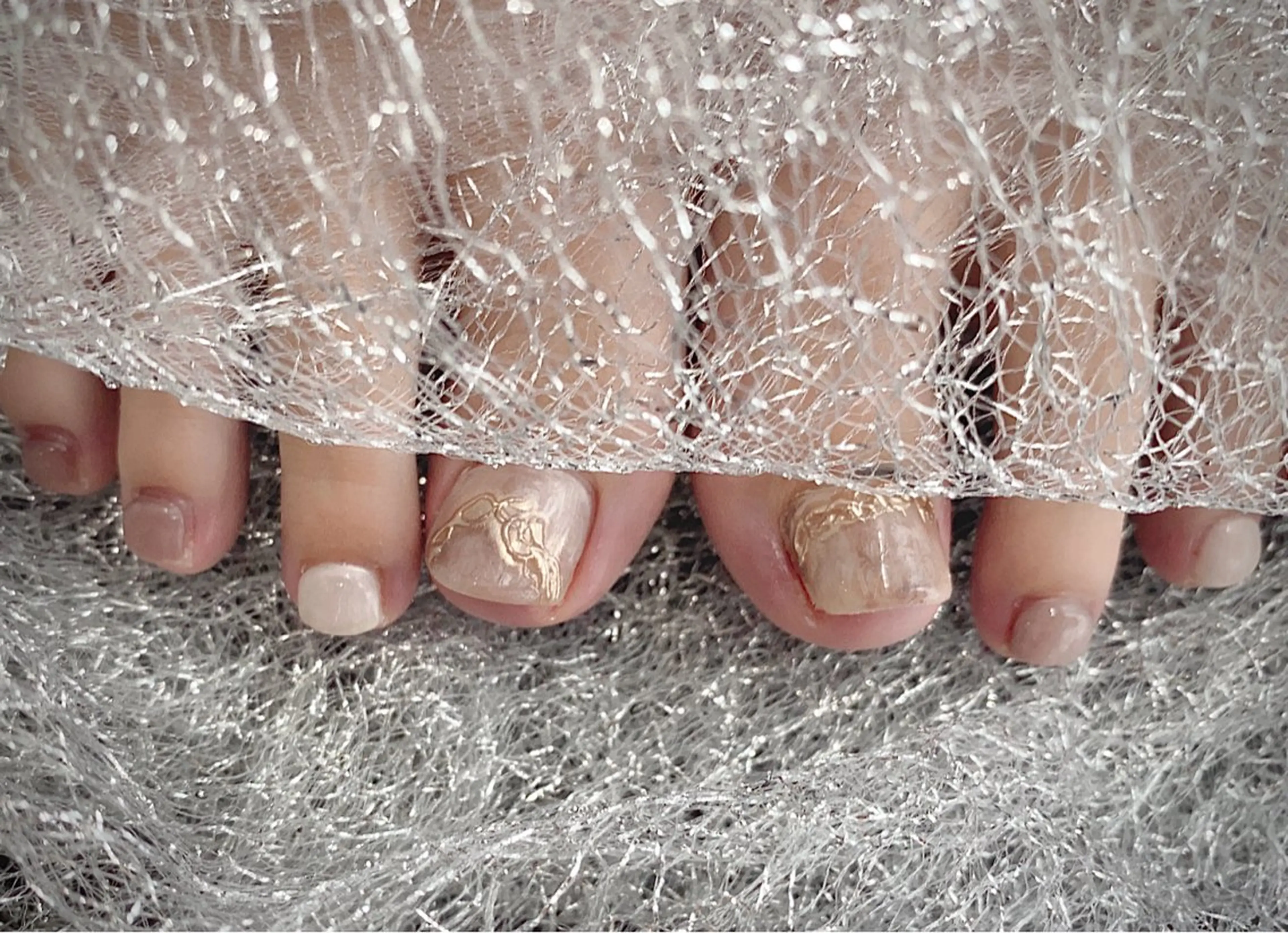 ネイル I-nailロング /ワンホン/キラキラのネイルデザイン