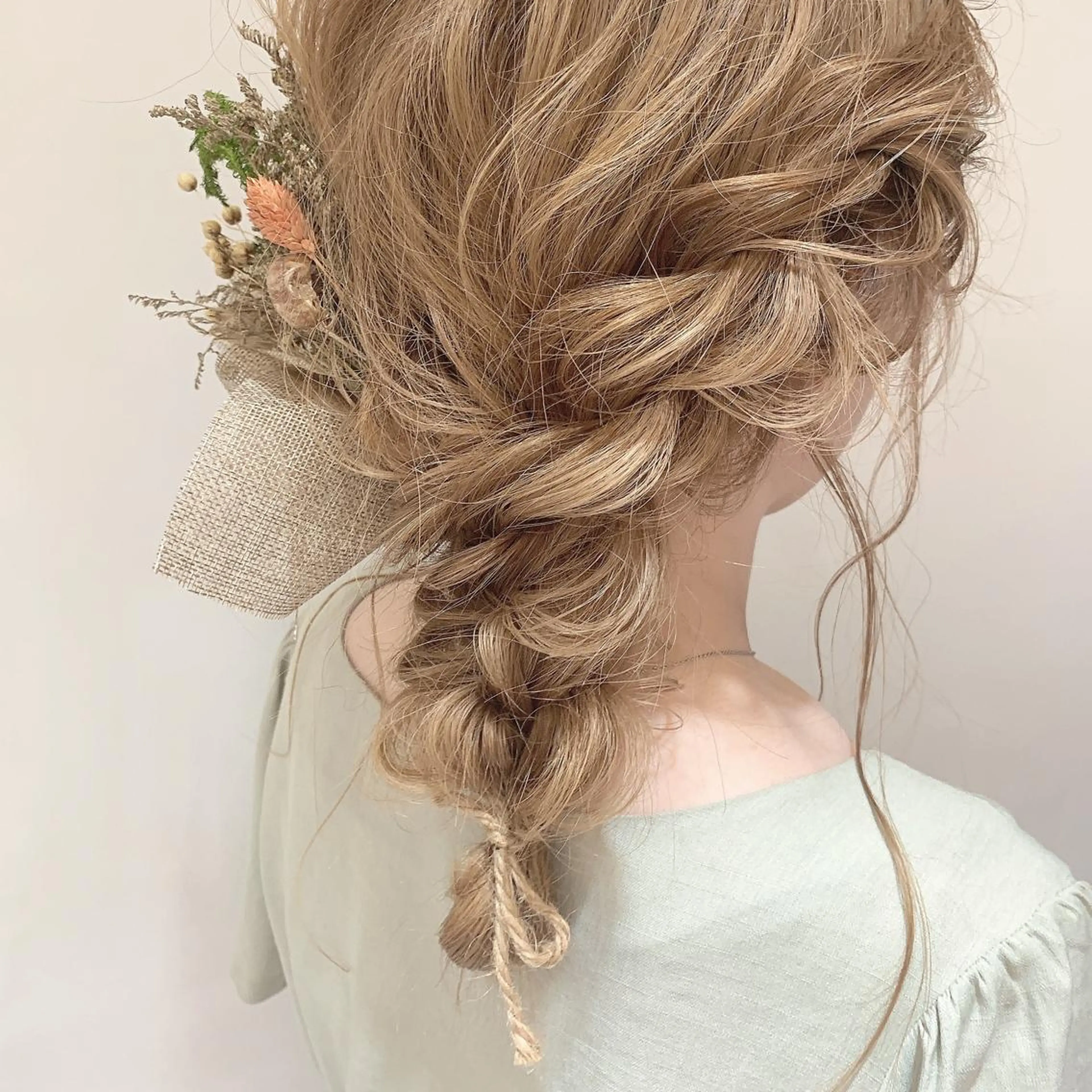 ヘアアレンジ moeka レイヤー /艶カラー/韓国のヘアスタイル