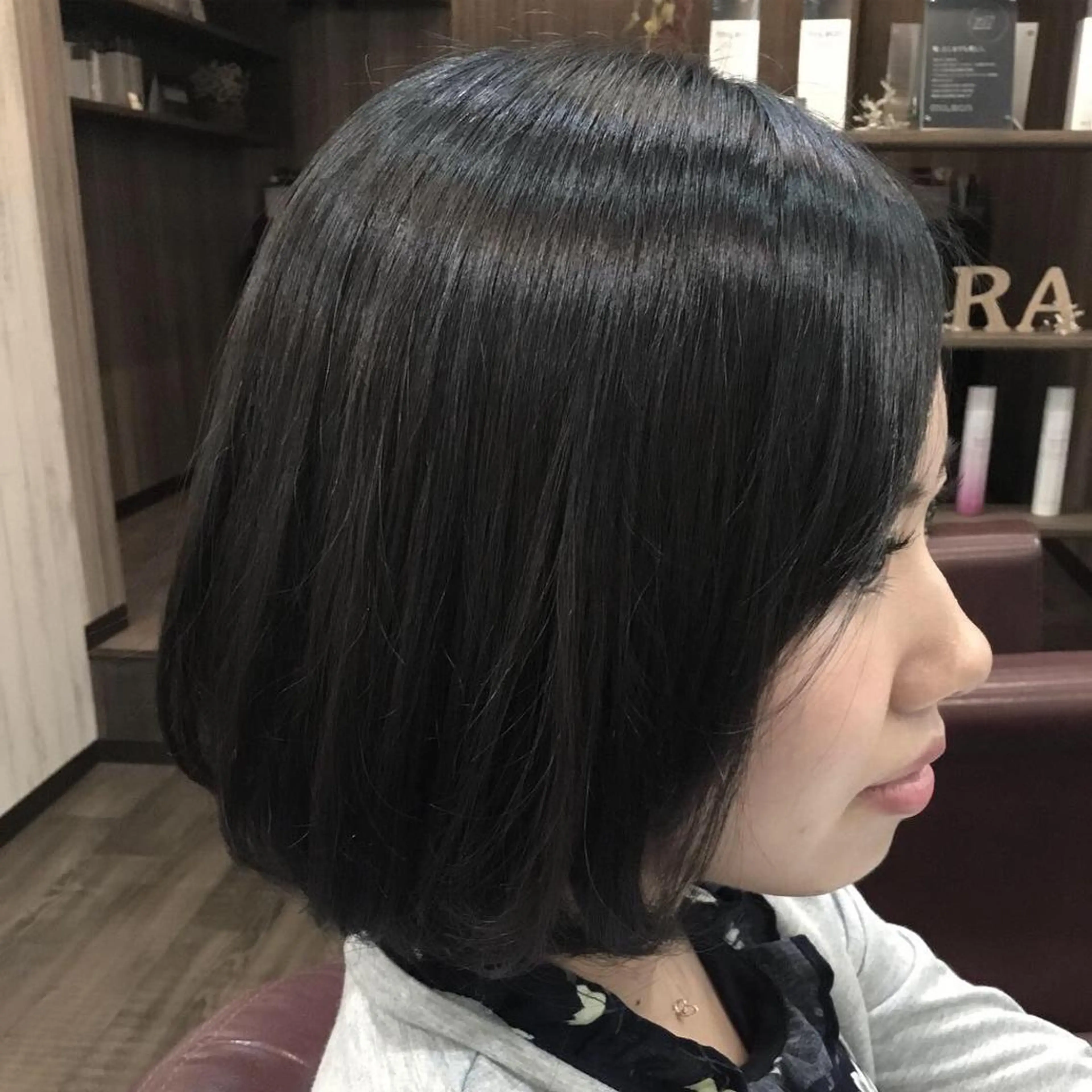 ミディアム カラー パーマ 金崎 新吾のヘアスタイル