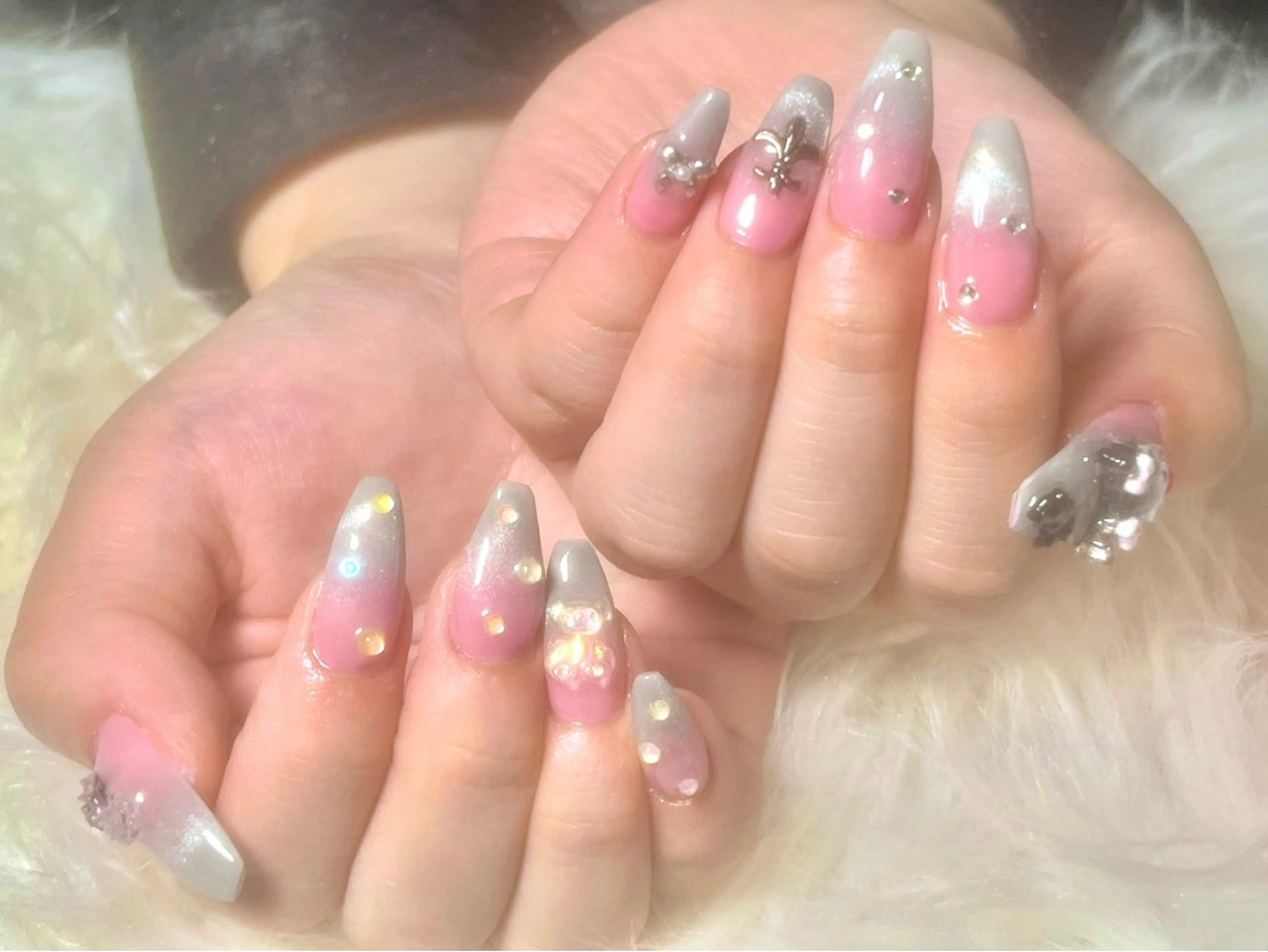 ネイル ハンドネイル ハンドケア hohomi .のネイルデザイン