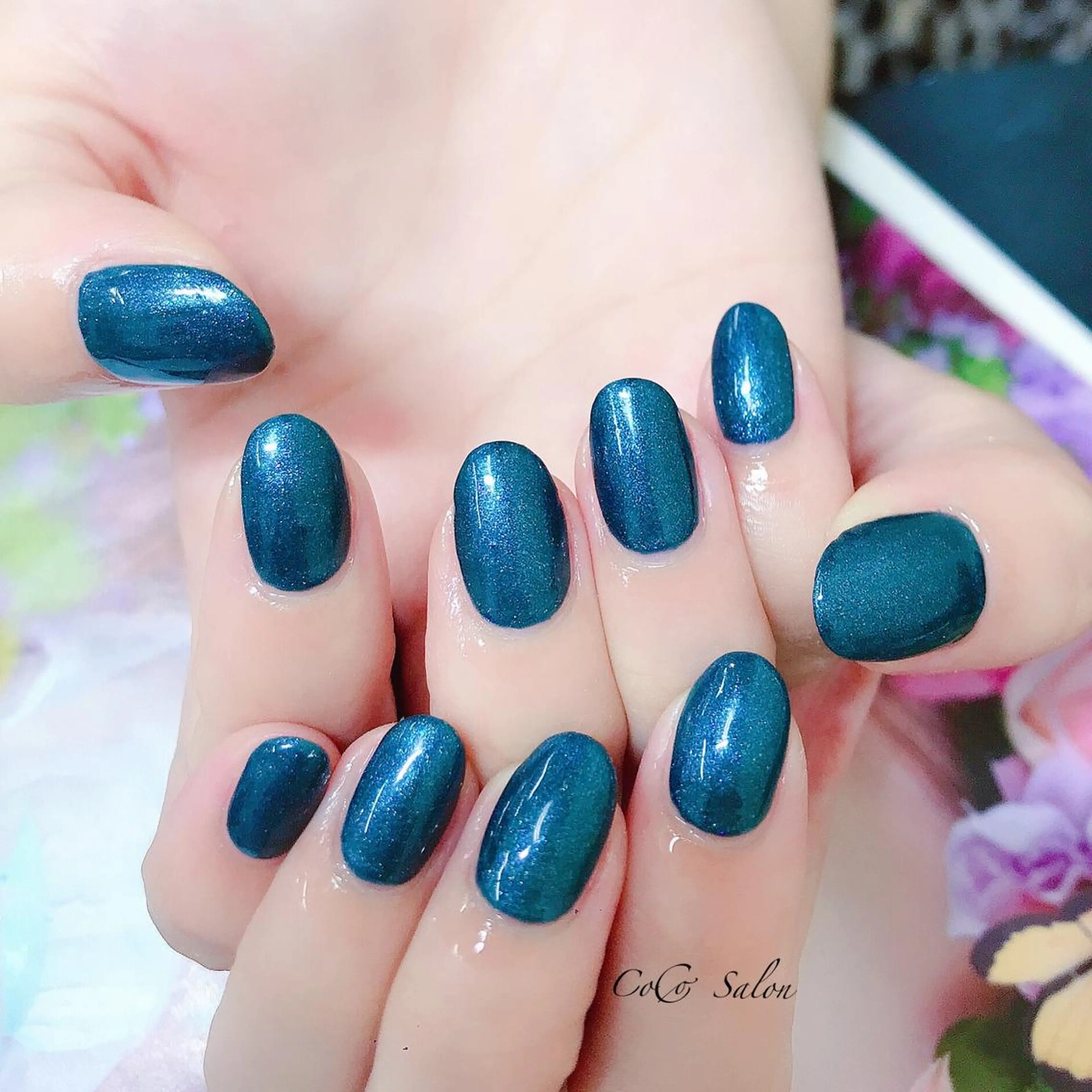 ネイル ブルー 長さ出し ジェルネイル ラメ(グリッター) オフィスネイル ハンドネイル CoCoSalon ネイル/まつ毛予約のネイルデザイン