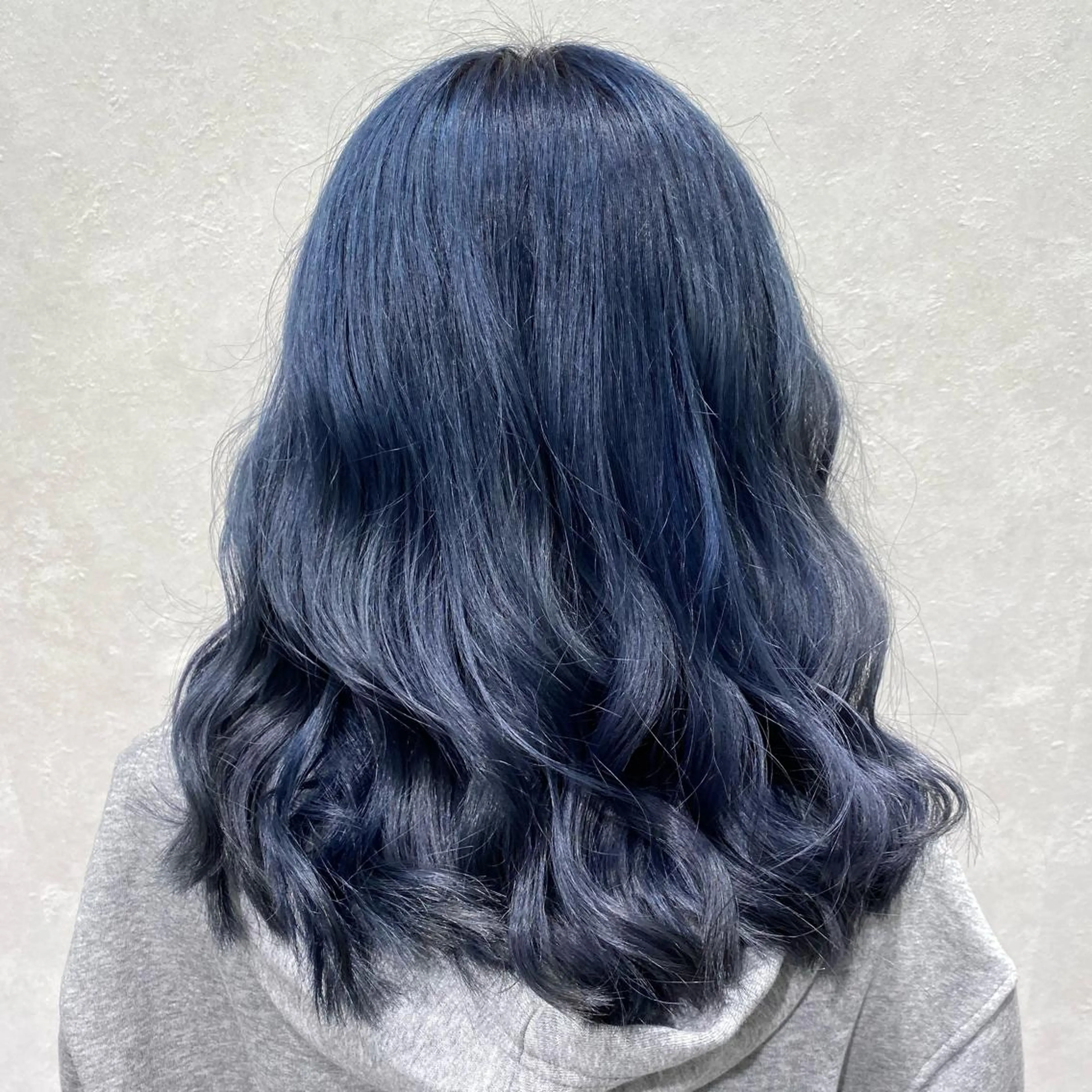 カラー ラベンダーカラー 海老沼 奈月のヘアスタイル